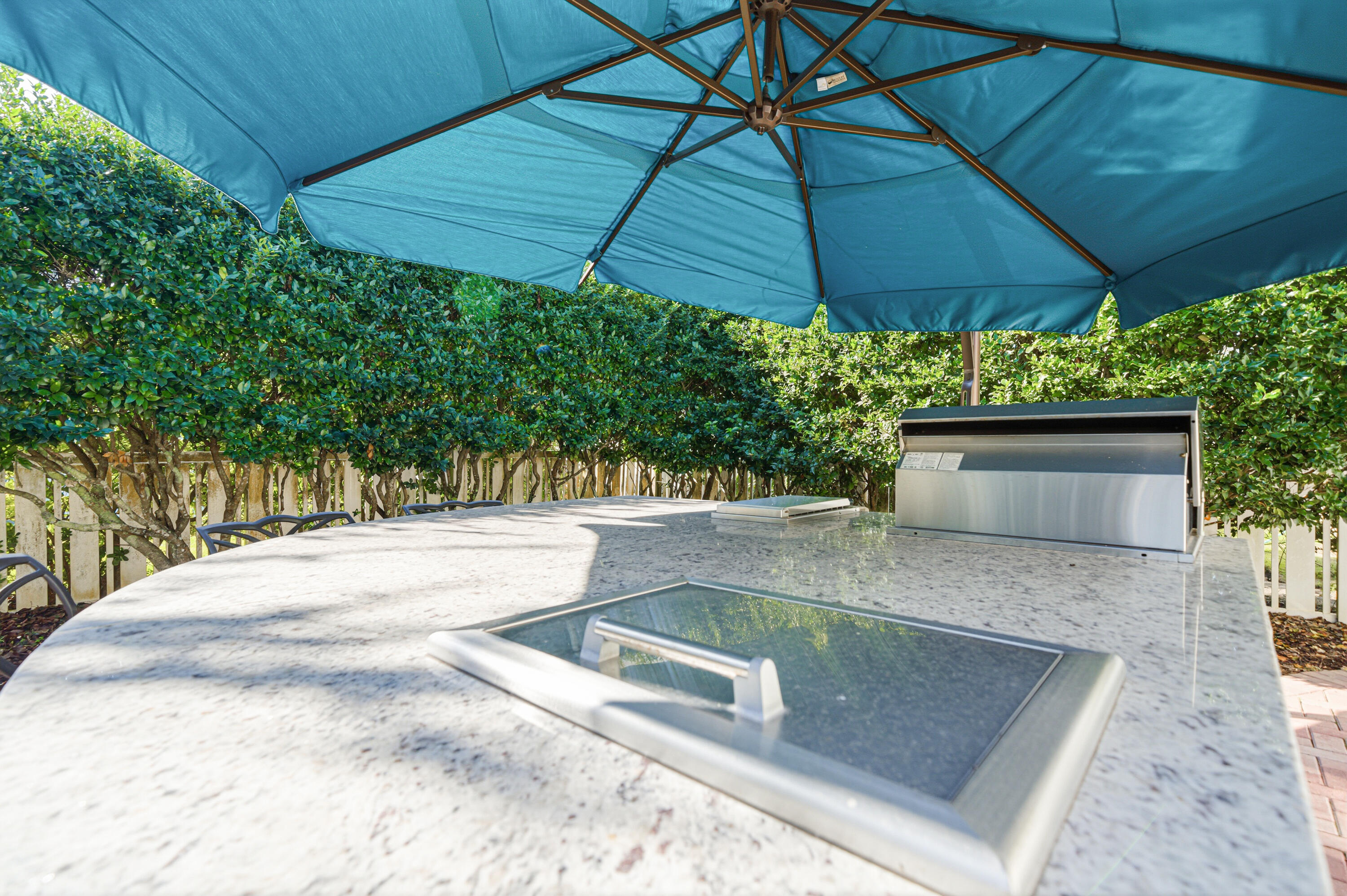 AVALON BEACH ESTATES - Residential