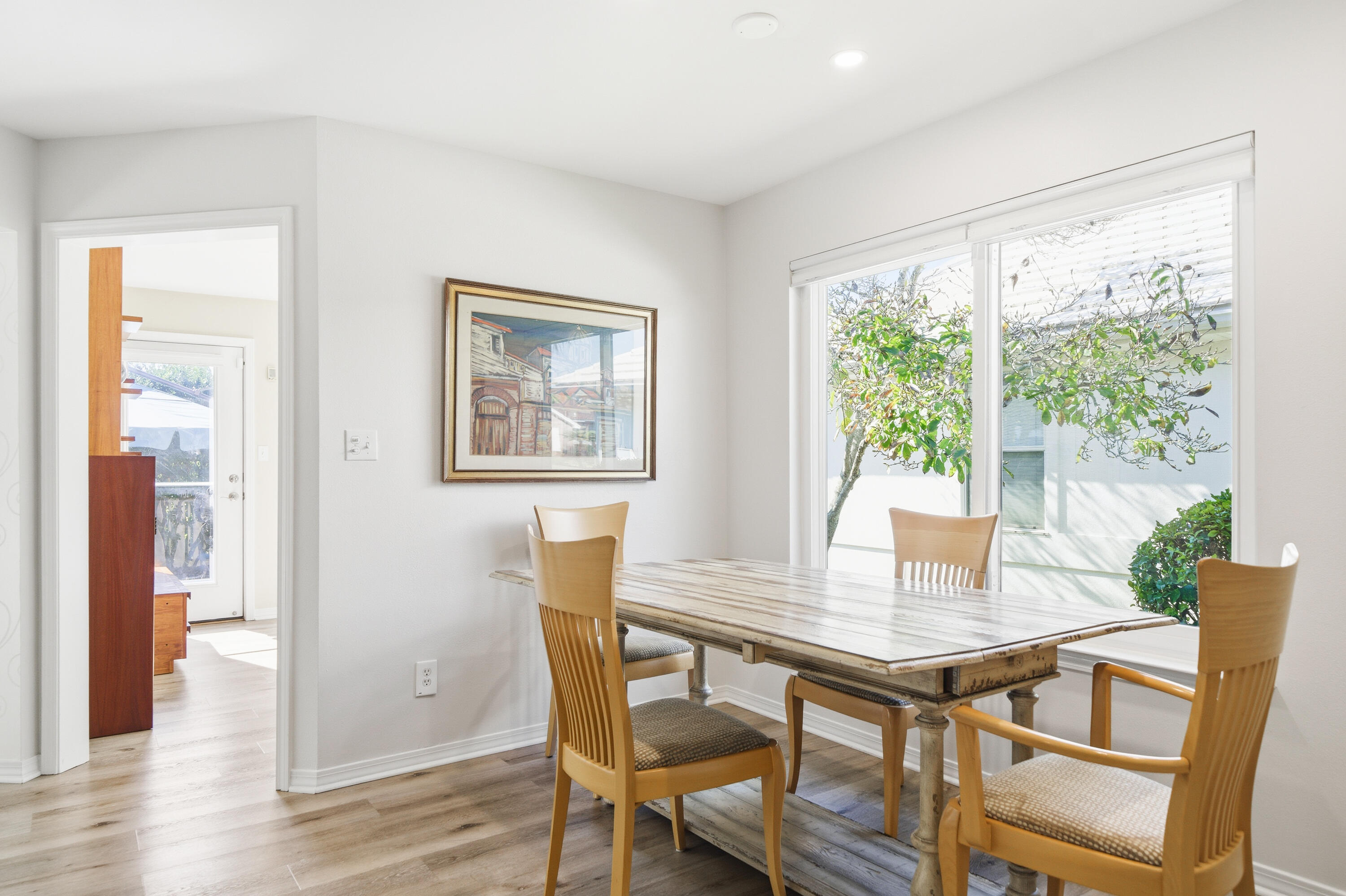 AVALON BEACH ESTATES - Residential