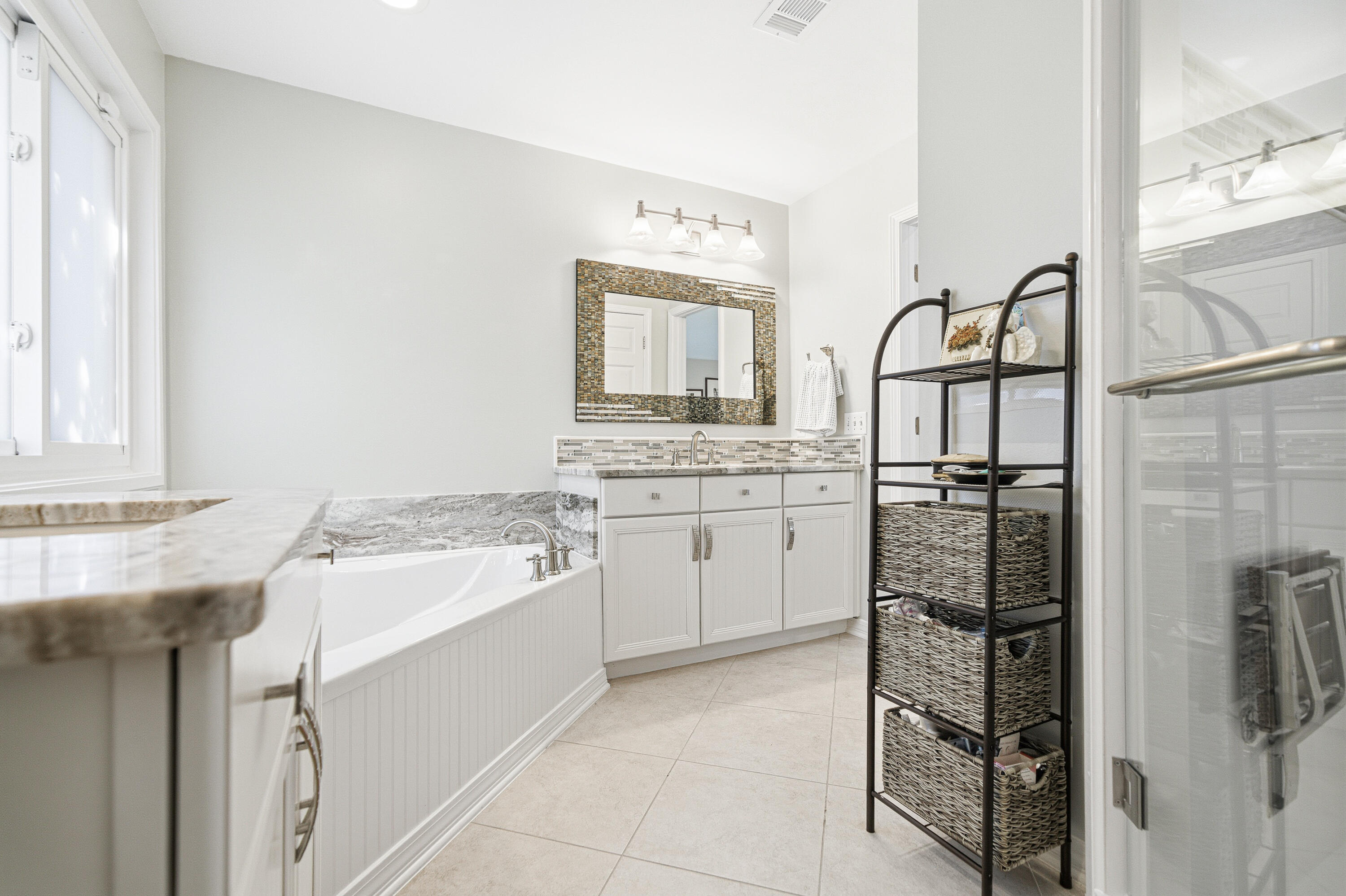 AVALON BEACH ESTATES - Residential