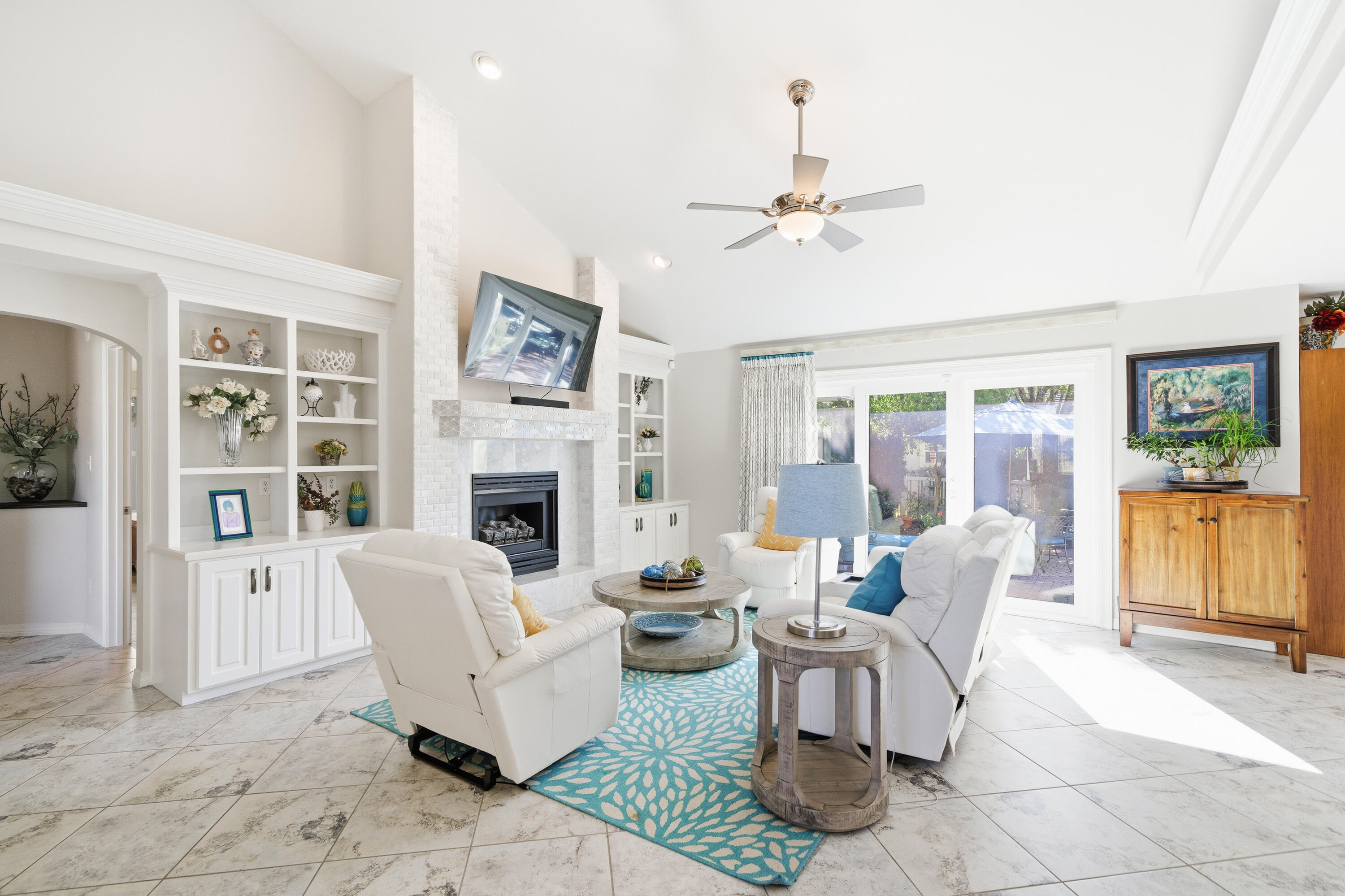 AVALON BEACH ESTATES - Residential