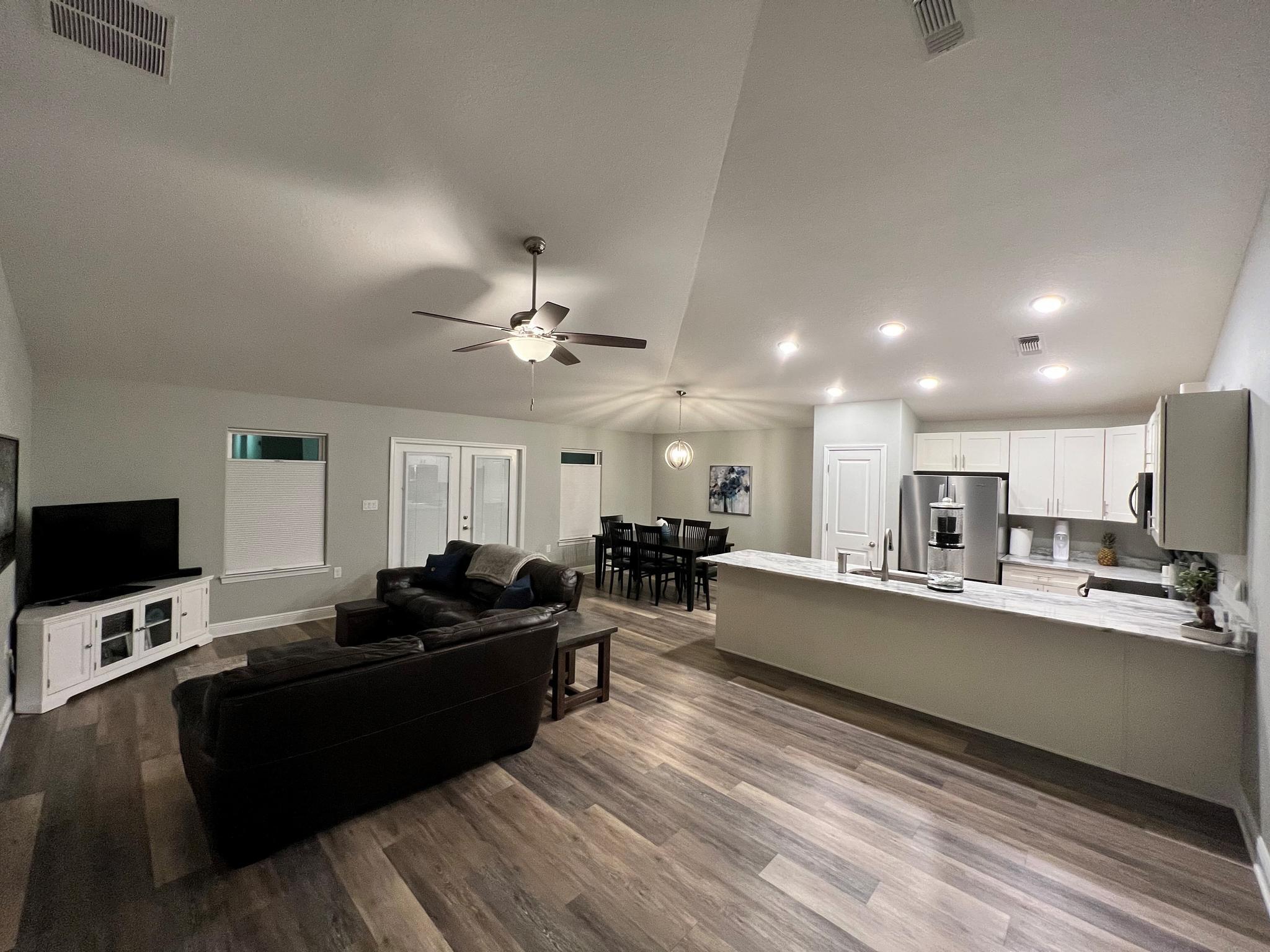 FIRST ADDITION TO NAVARRE - Residential