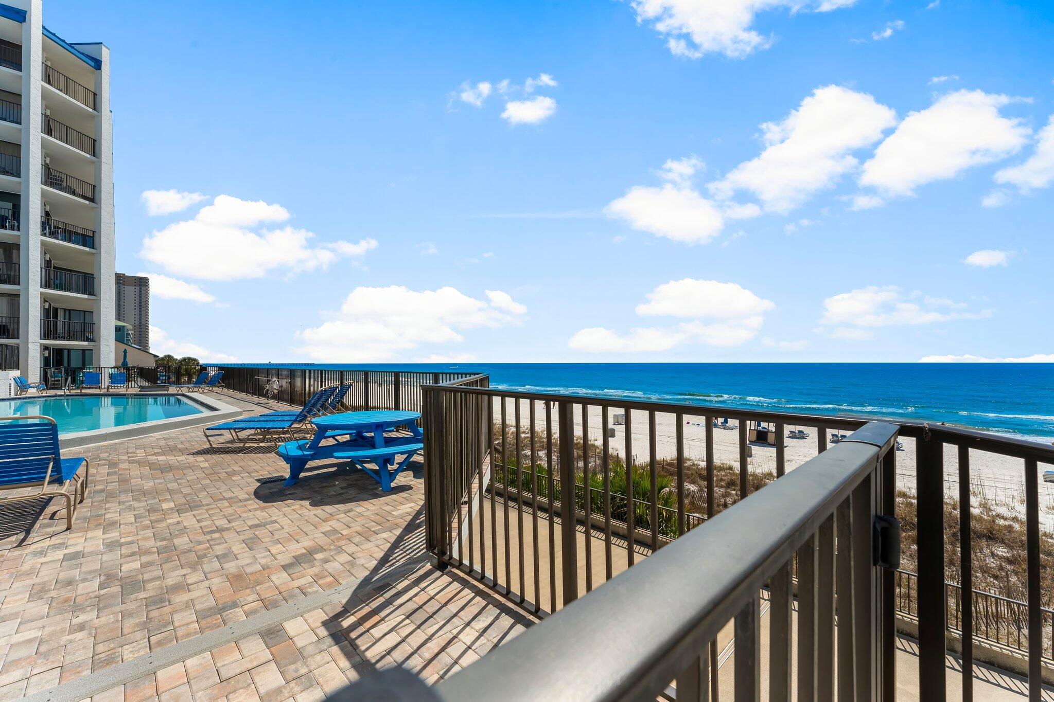 AQUAVISTA CONDO - Residential