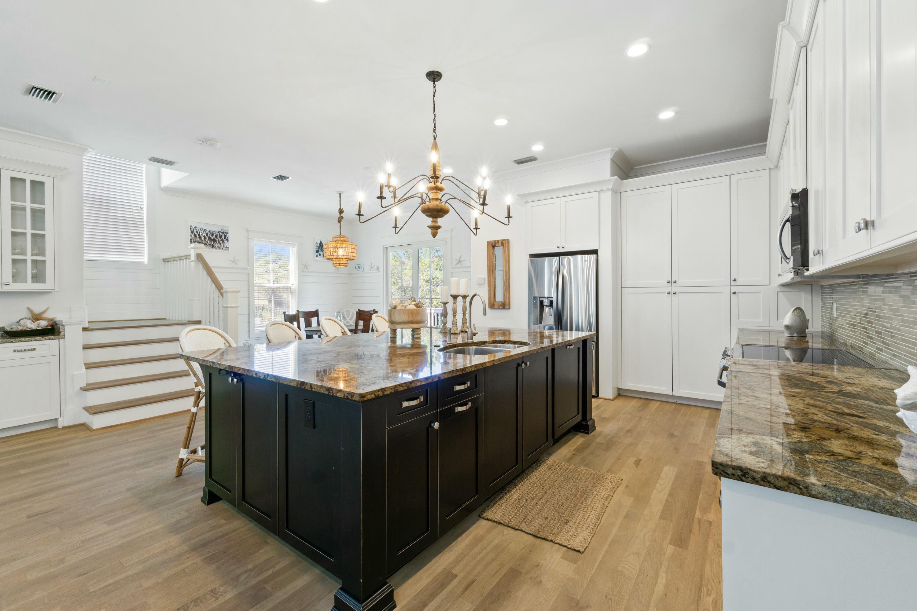 HIGHLAND PARKS - Residential