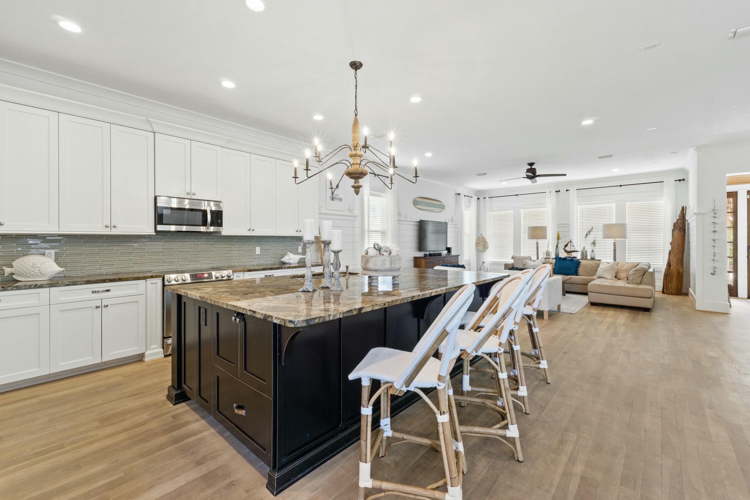 HIGHLAND PARKS - Residential