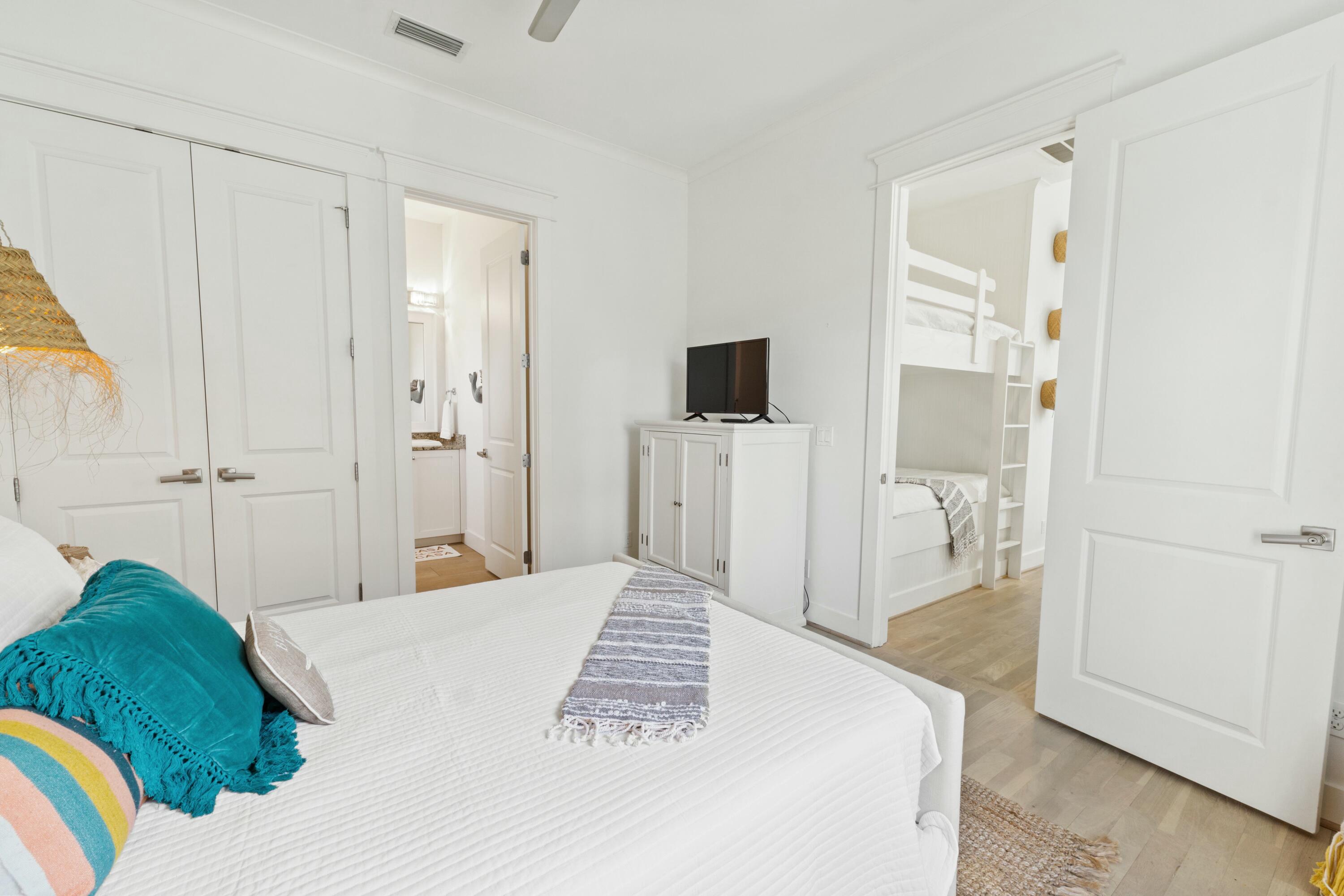 HIGHLAND PARKS - Residential
