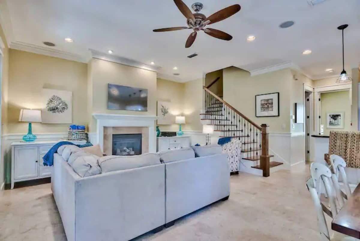 BUNGALOS AT SANDESTIN - Residential