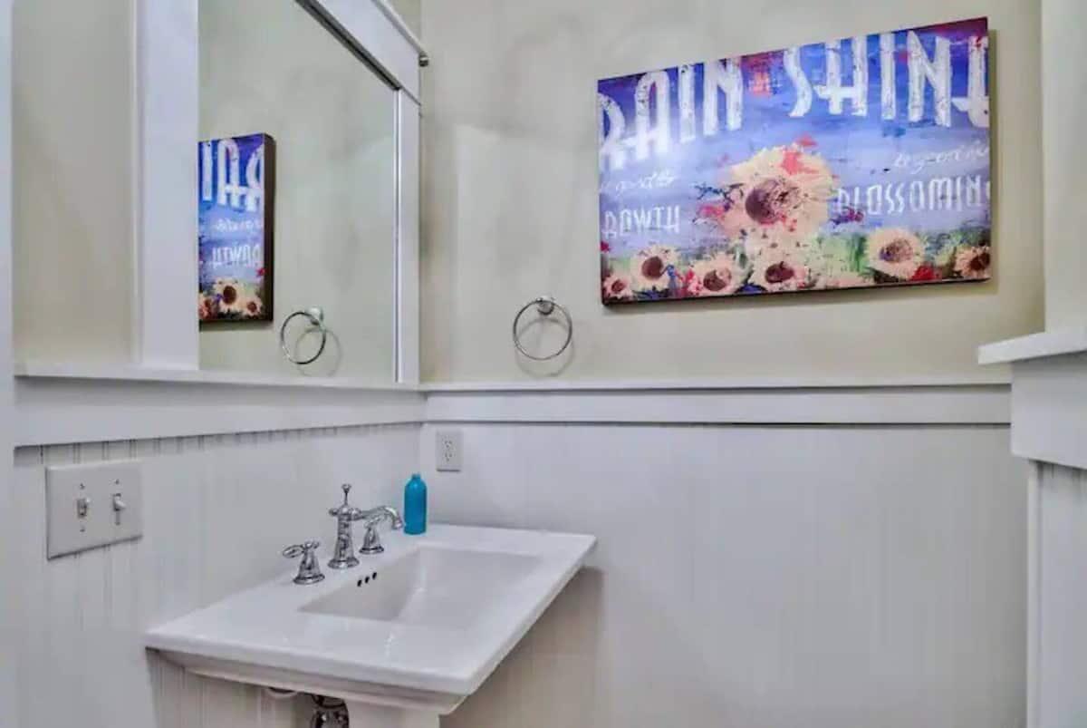 BUNGALOS AT SANDESTIN - Residential