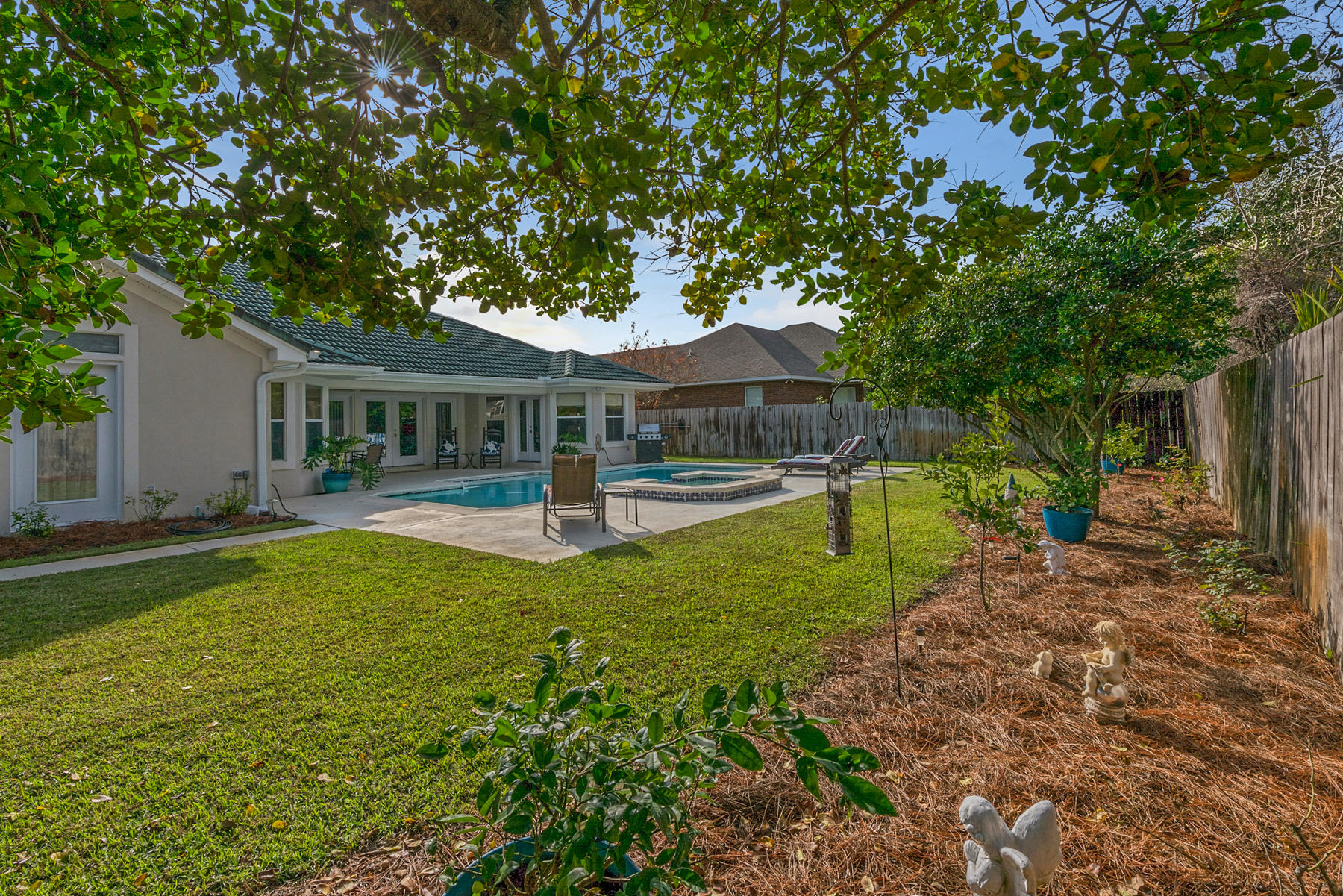 INDIAN BAYOU - Residential