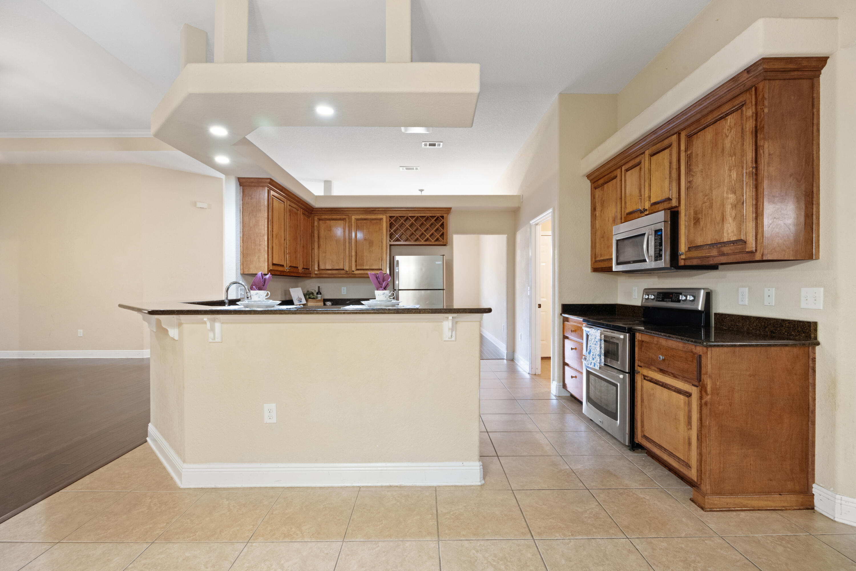 FOX VALLEY - Residential