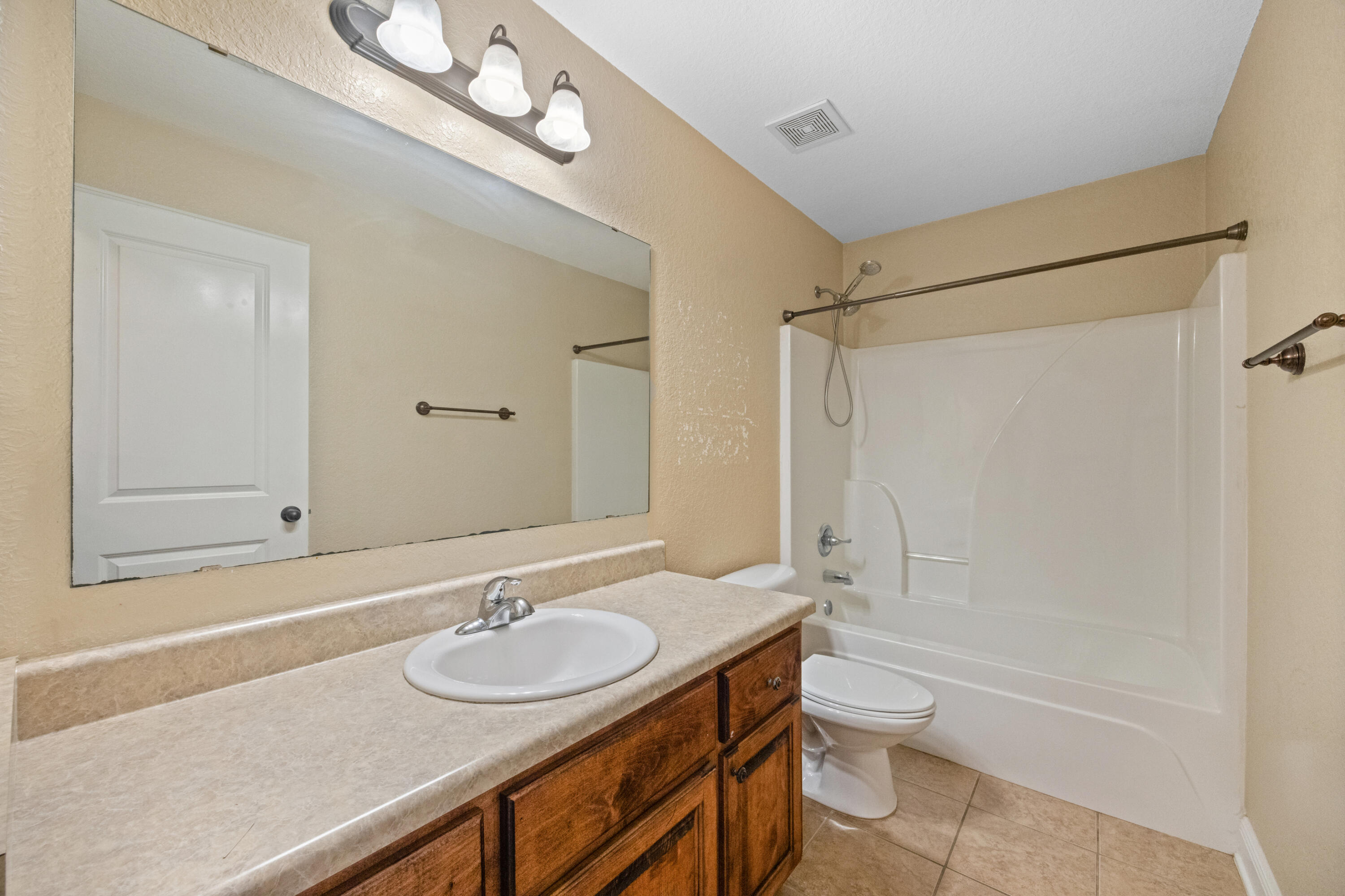 FOX VALLEY - Residential