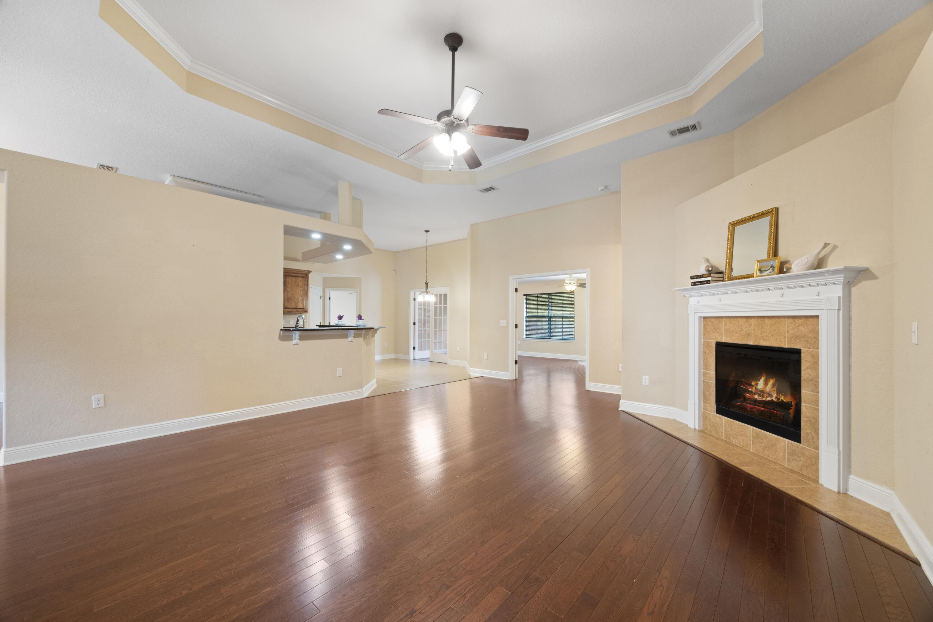 FOX VALLEY - Residential