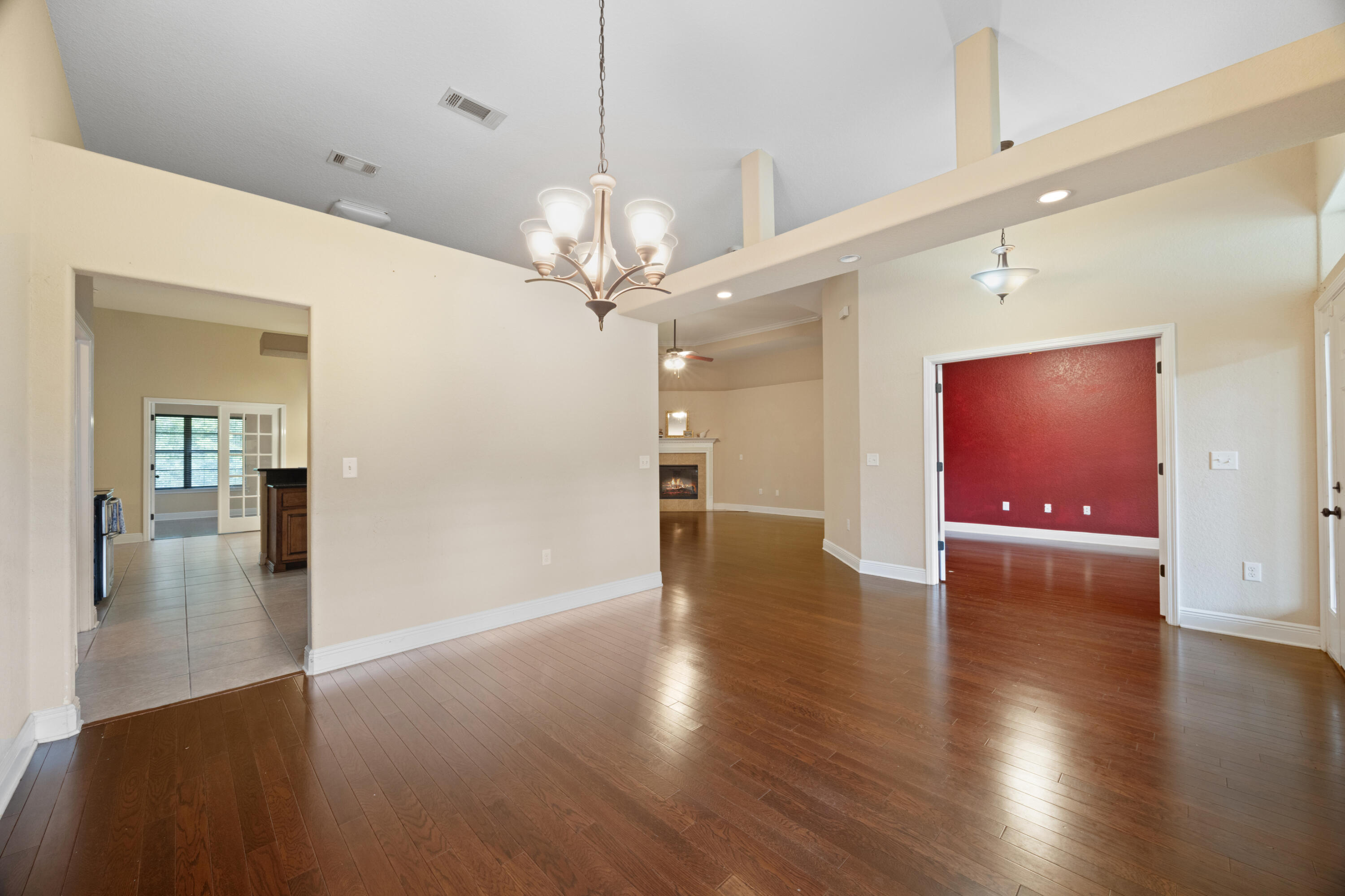 FOX VALLEY - Residential