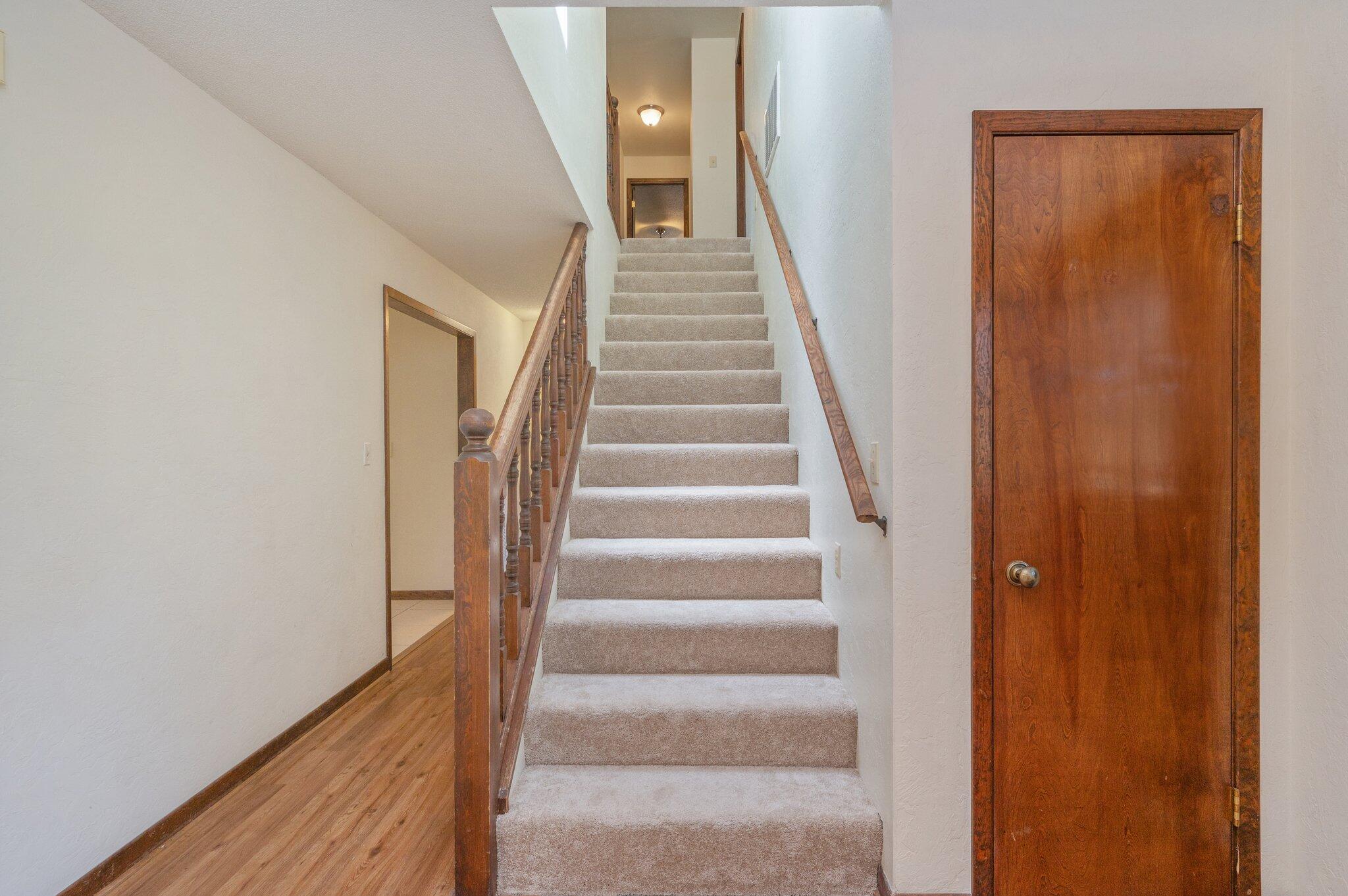 ST ANDREWS EAST BLUEWATER BAY - Residential