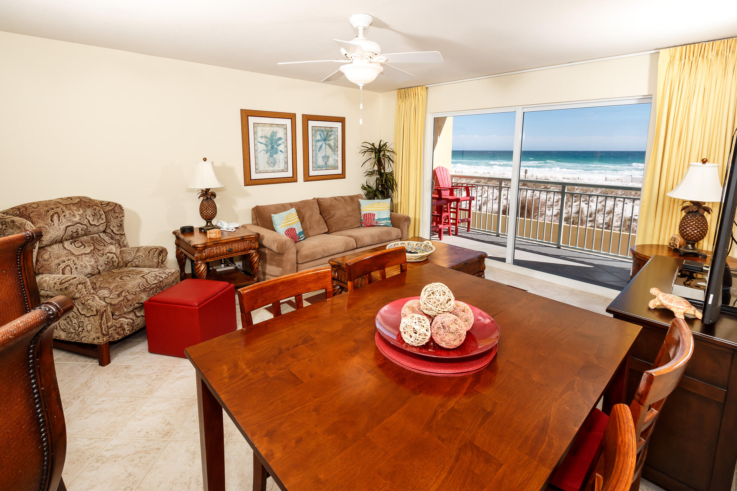 PELICAN ISLE - Residential