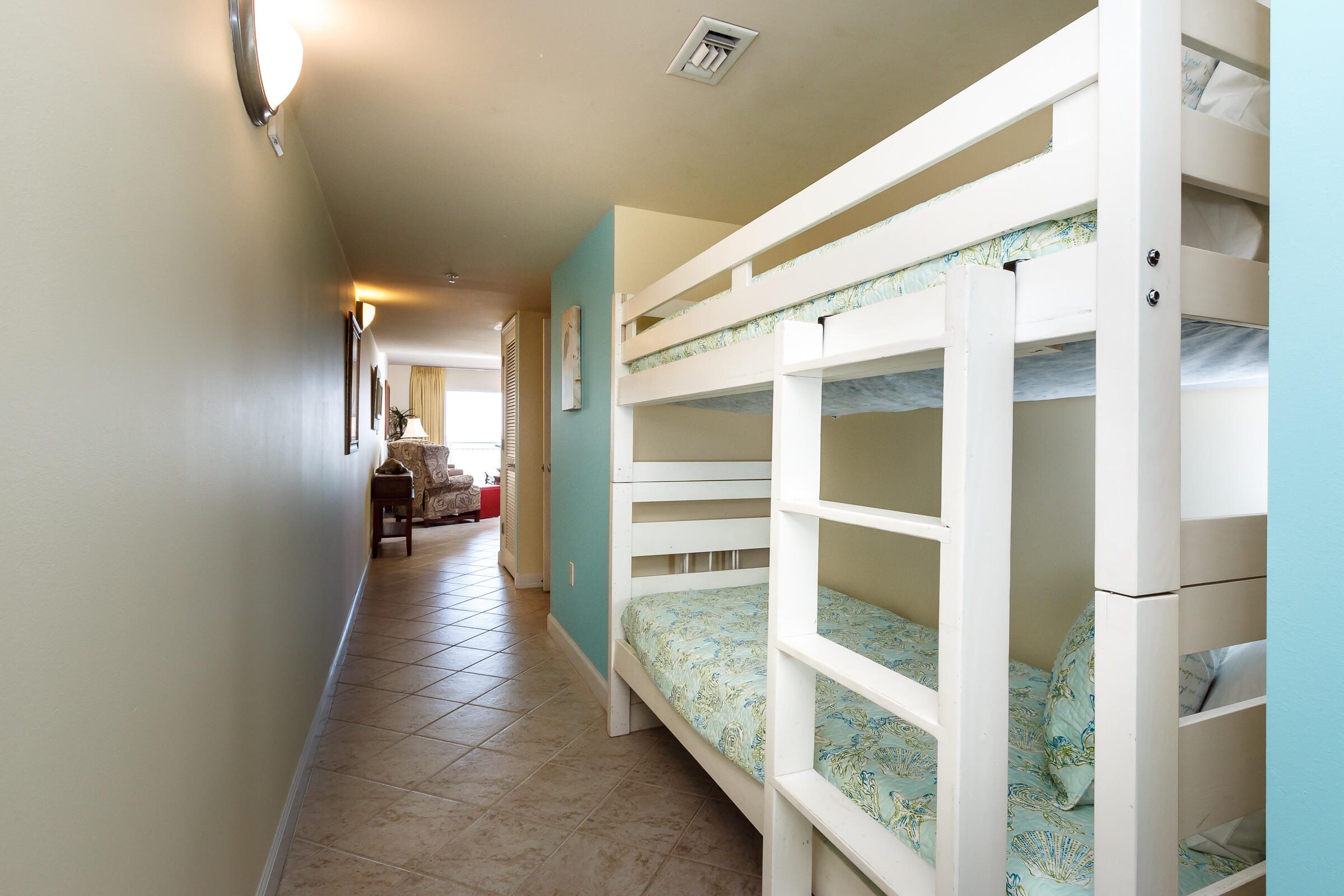 PELICAN ISLE - Residential