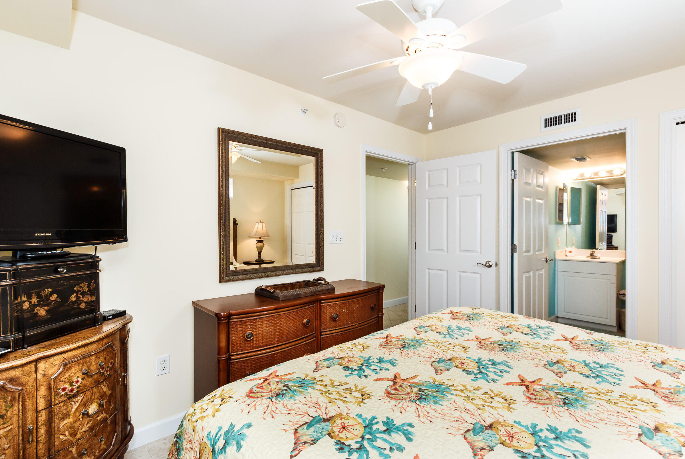 PELICAN ISLE - Residential