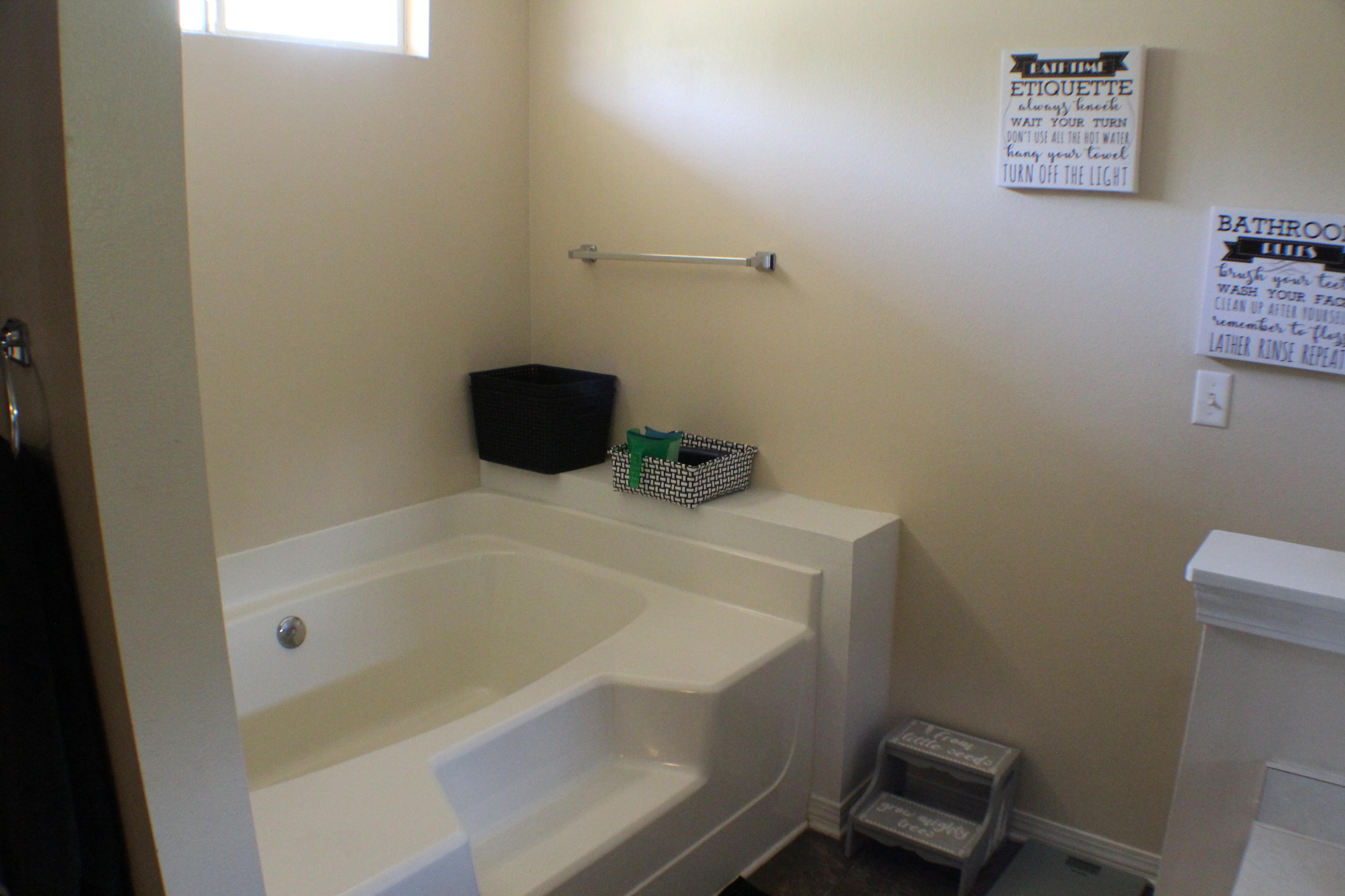 CORONADO VILLAGE PH 4 - Residential