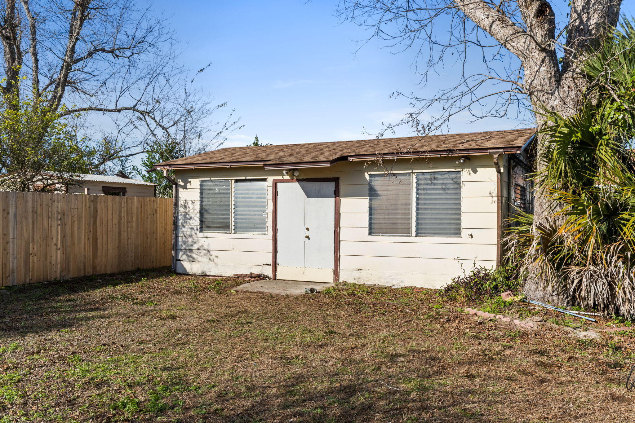 NO RECORDED SUBDIVISION - Residential