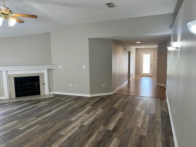 EMERALD VILLAGE S/D - Residential Lease