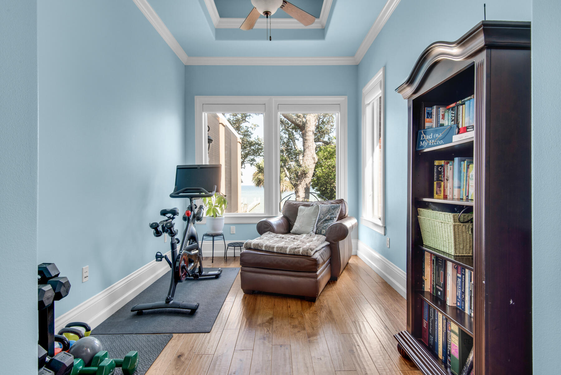 ELLIOTTS POINT - Residential