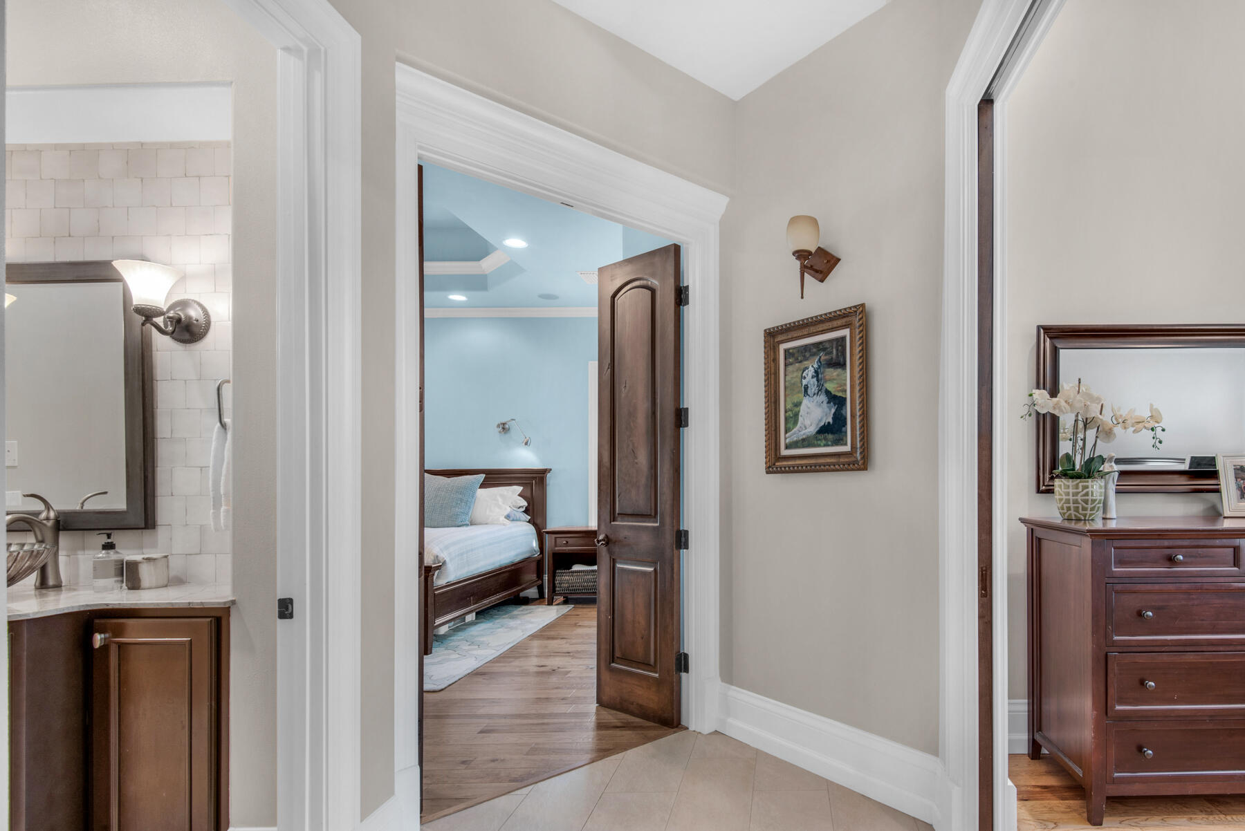 ELLIOTTS POINT - Residential