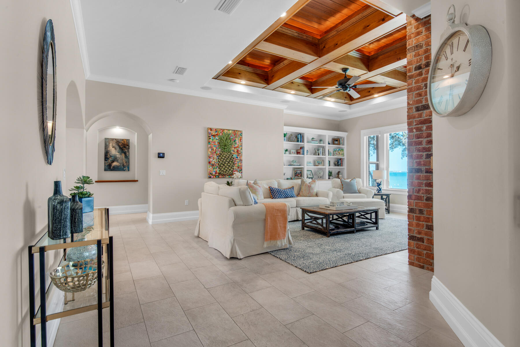 ELLIOTTS POINT - Residential