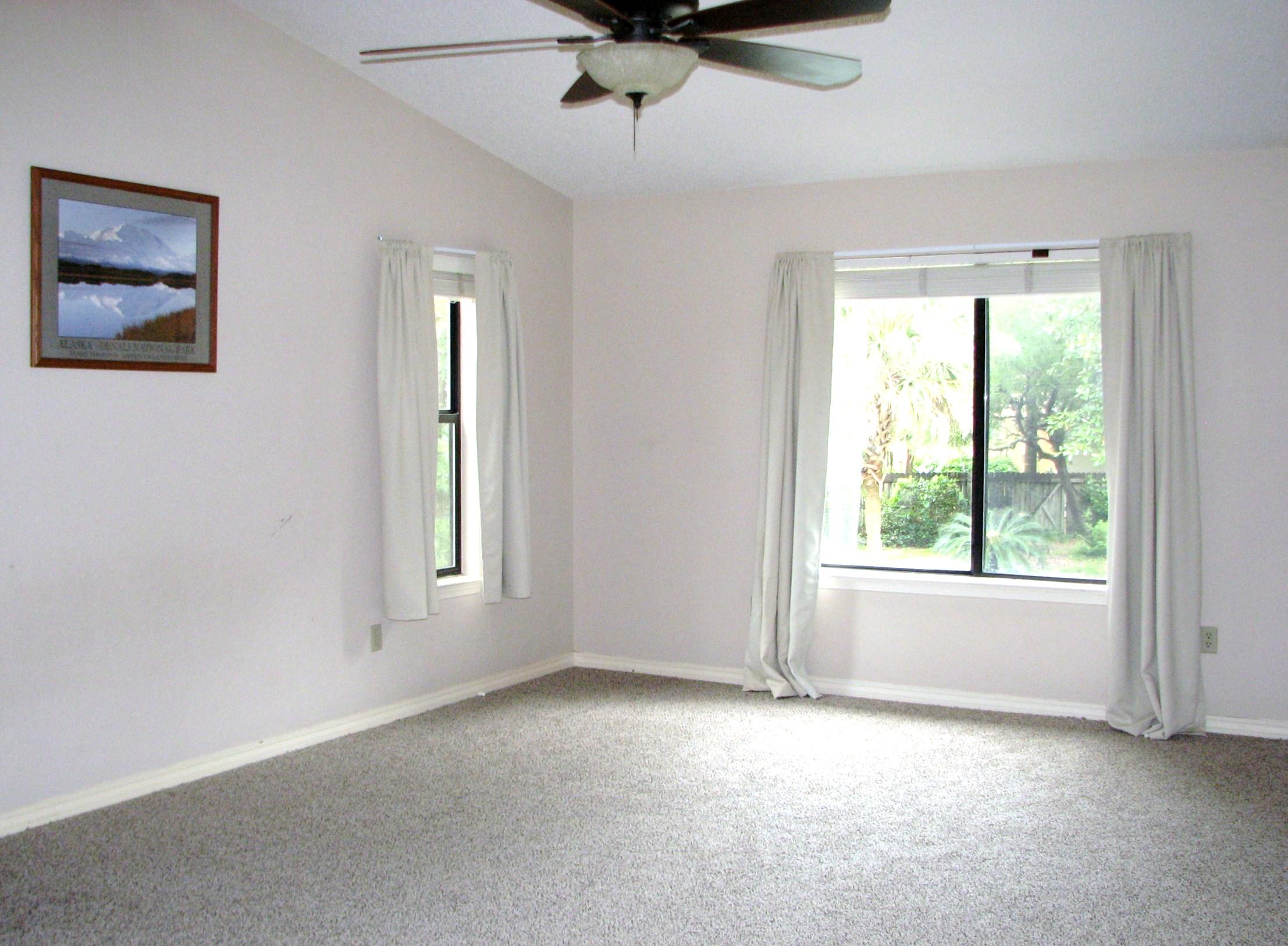 ROCKY BAYOU COUNTRY CLUB ESTATES 4 - Residential