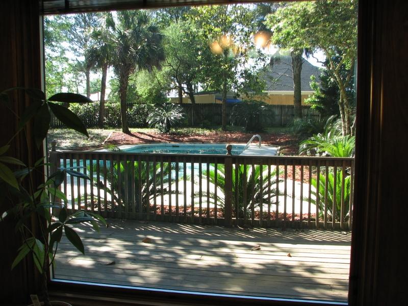 ROCKY BAYOU COUNTRY CLUB ESTATES 4 - Residential