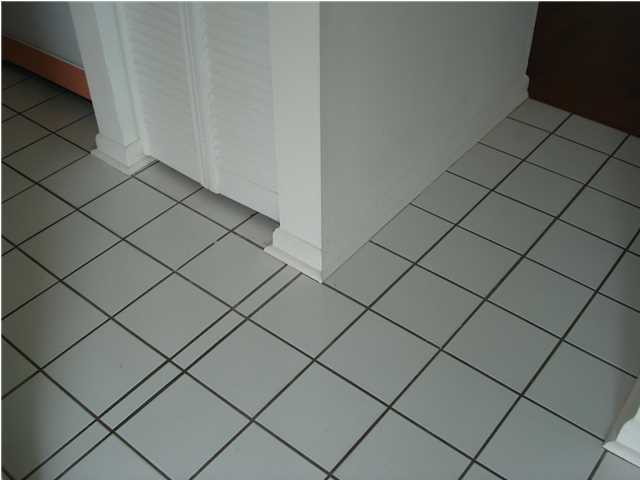 EMERALD ISLE - Residential