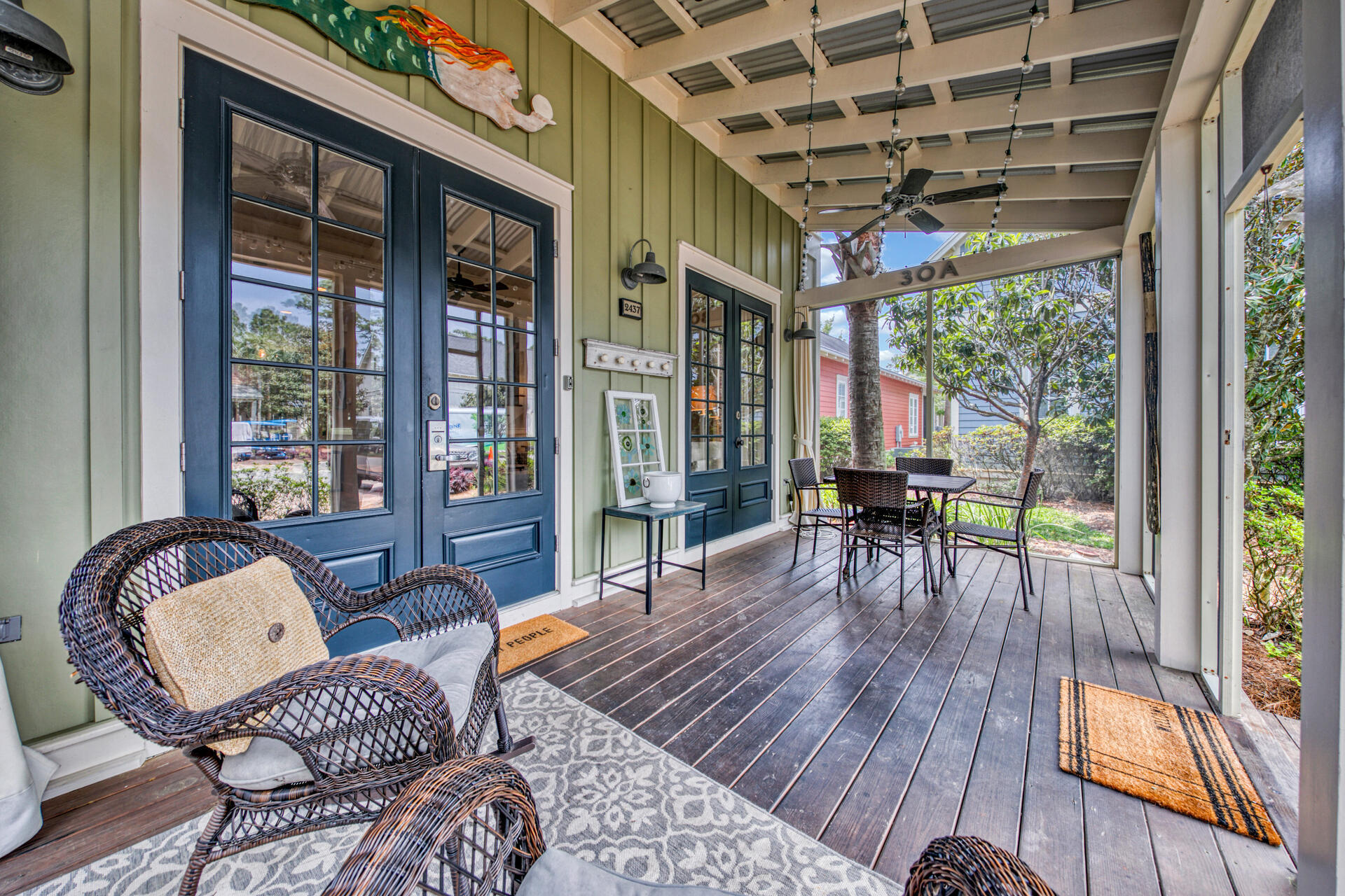 BUNGALOS AT SANDESTIN - Residential