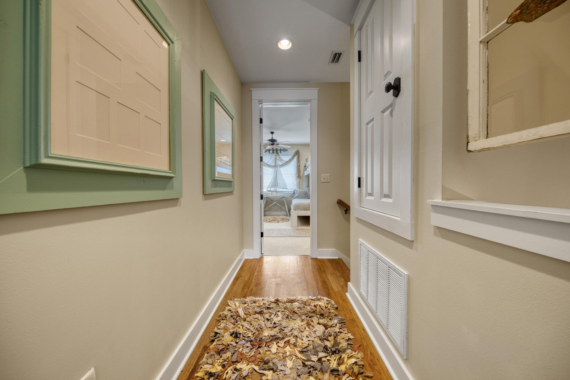 BUNGALOS AT SANDESTIN - Residential