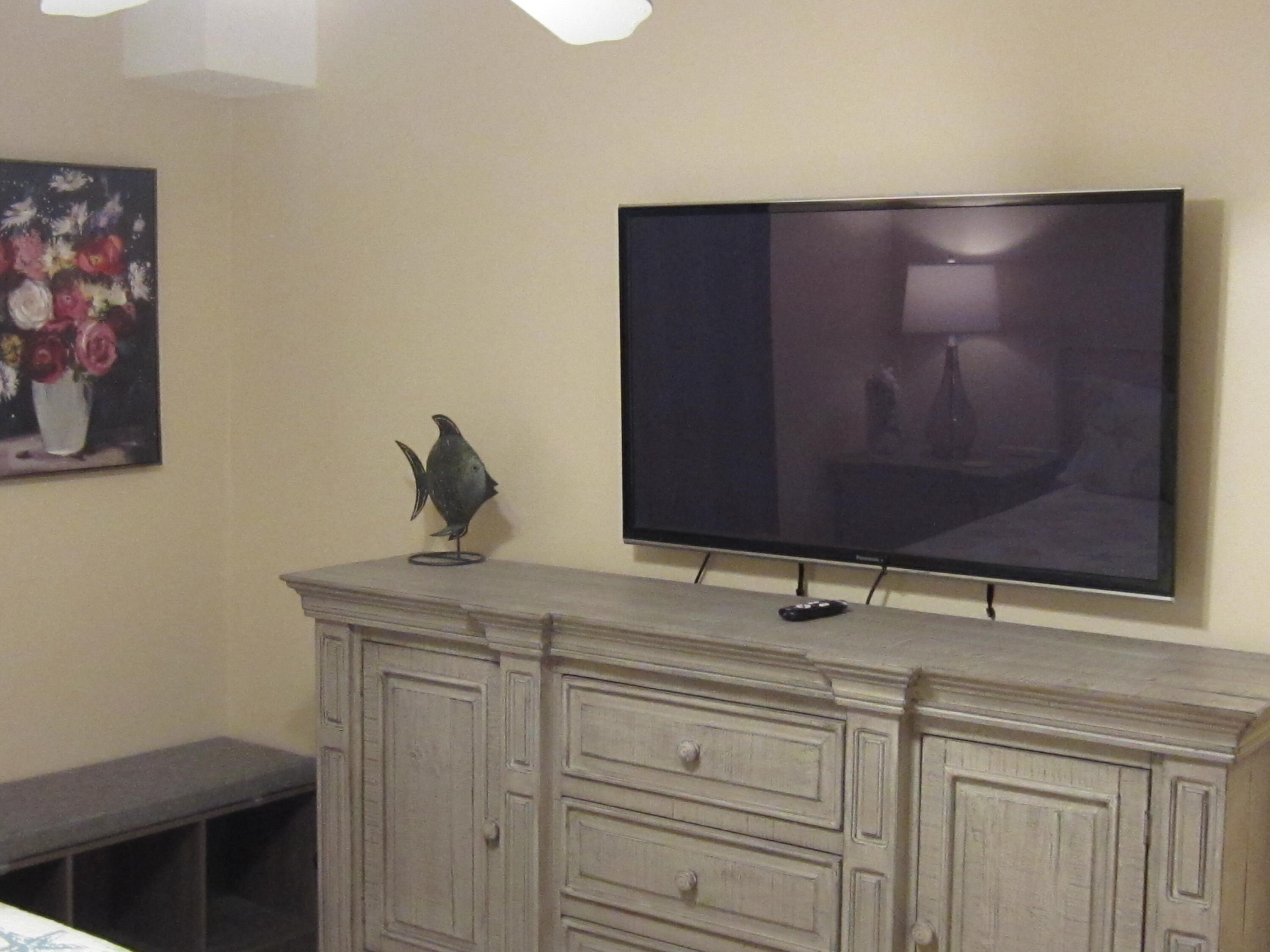 MARAVILLA CONDO PH 1 - Residential