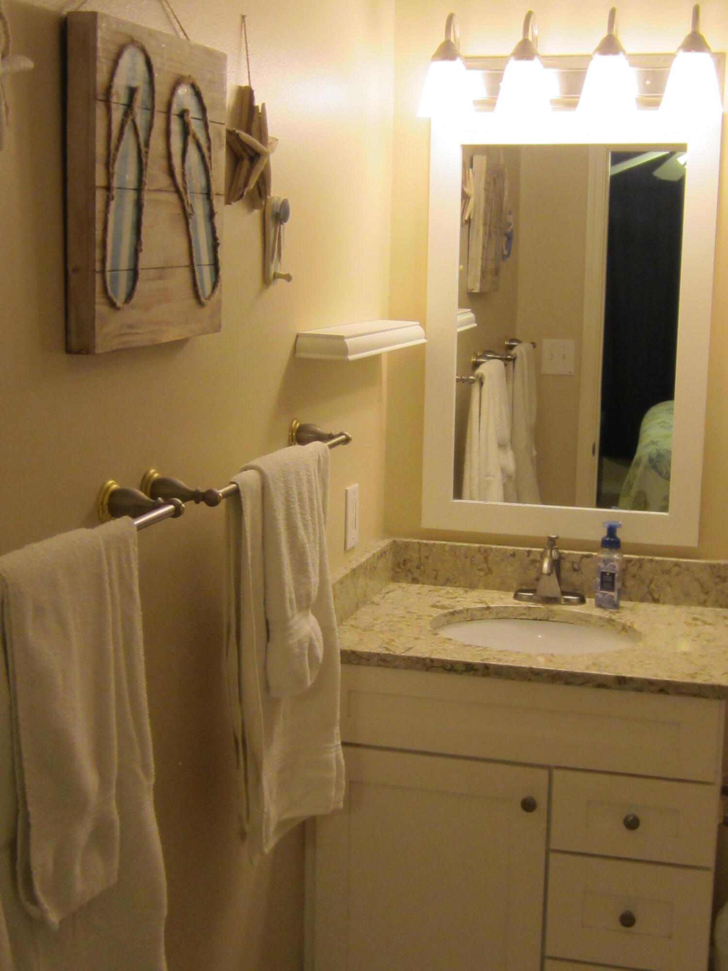 MARAVILLA CONDO PH 1 - Residential