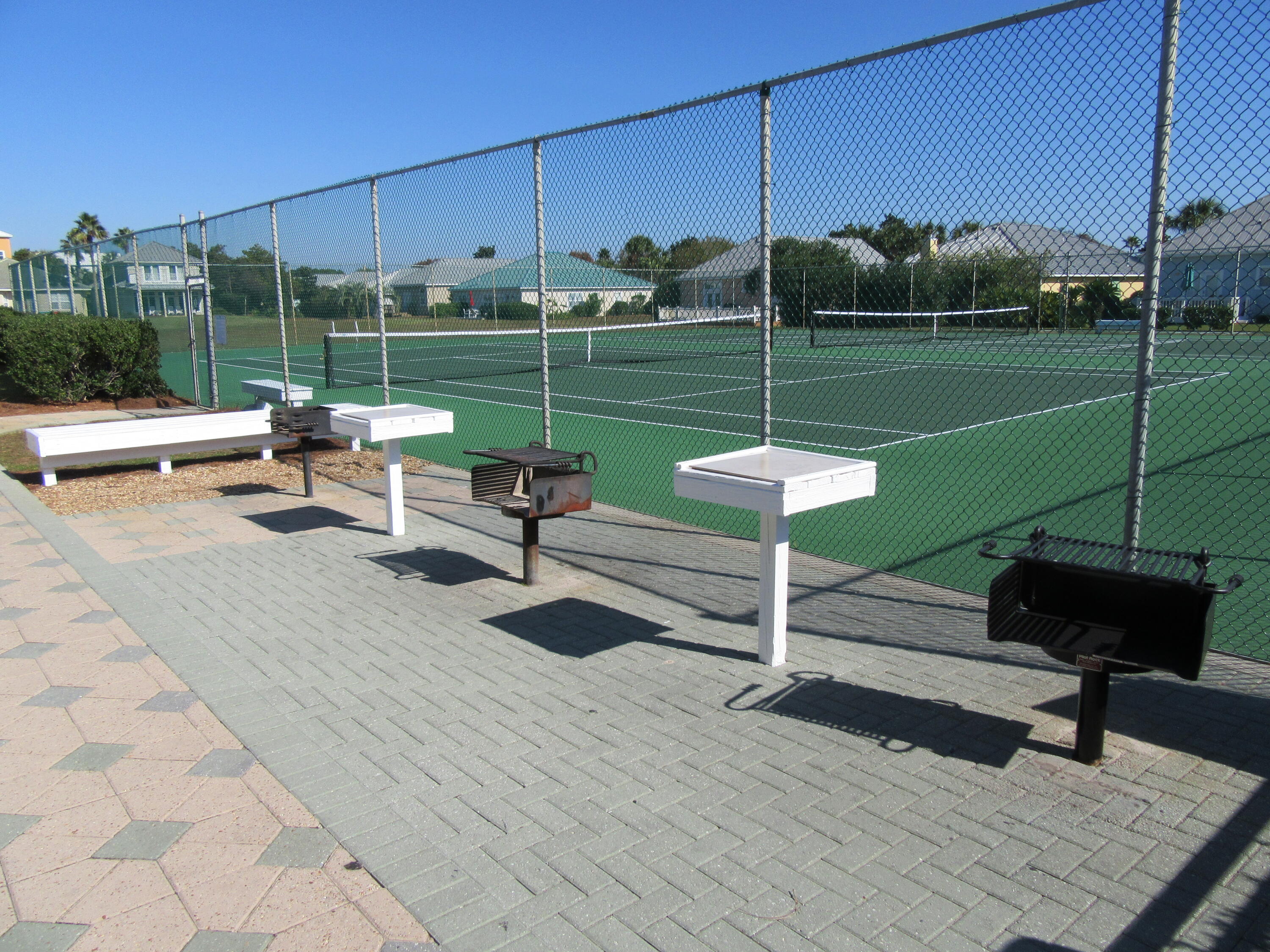 MARAVILLA CONDO PH 1 - Residential