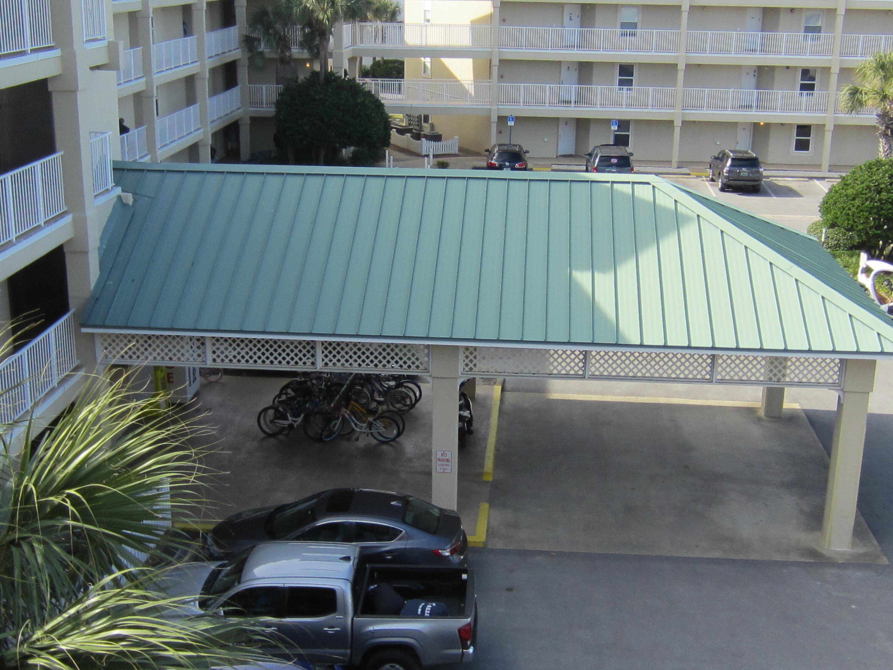 MARAVILLA CONDO PH 1 - Residential