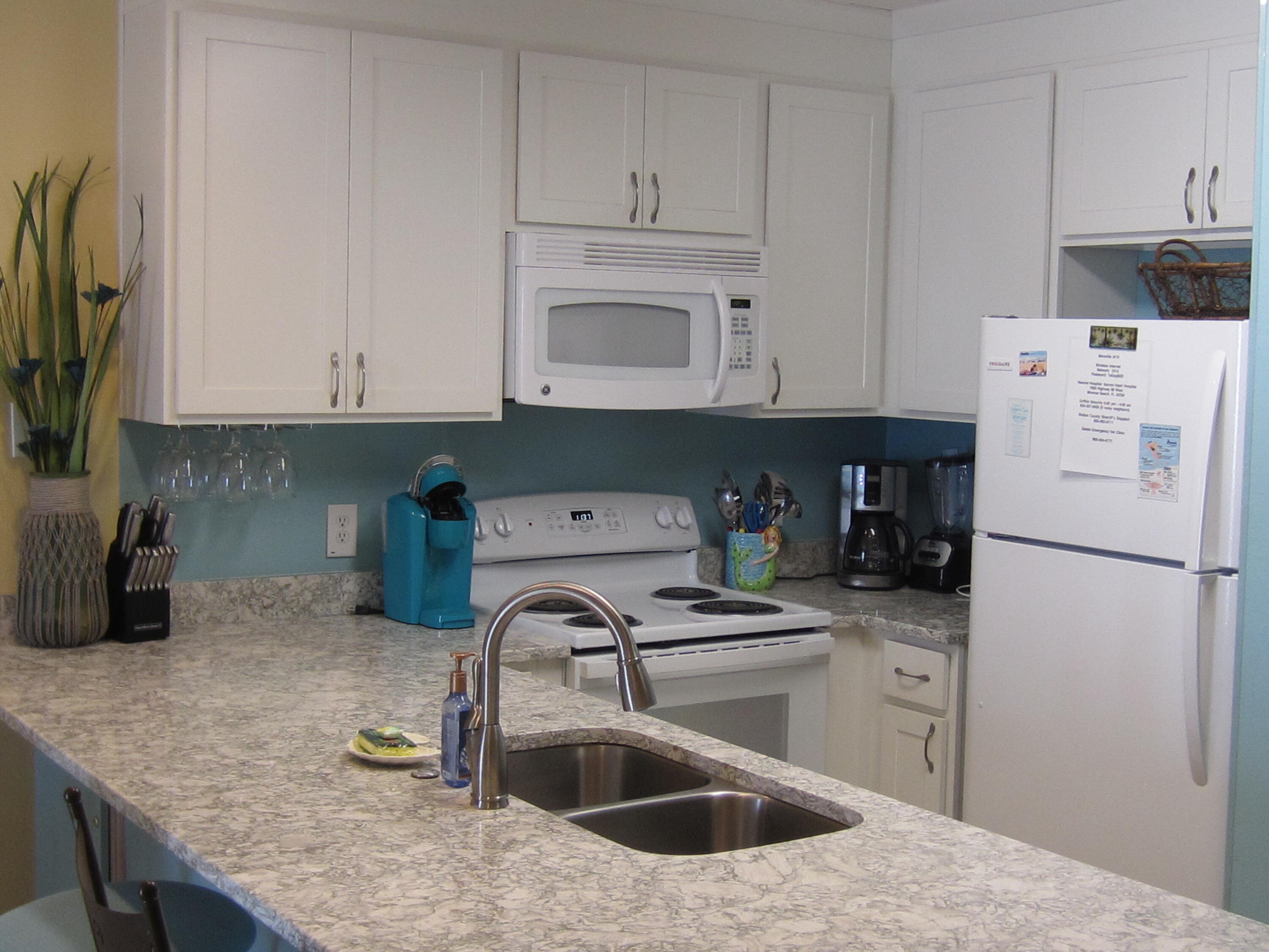 MARAVILLA CONDO PH 1 - Residential