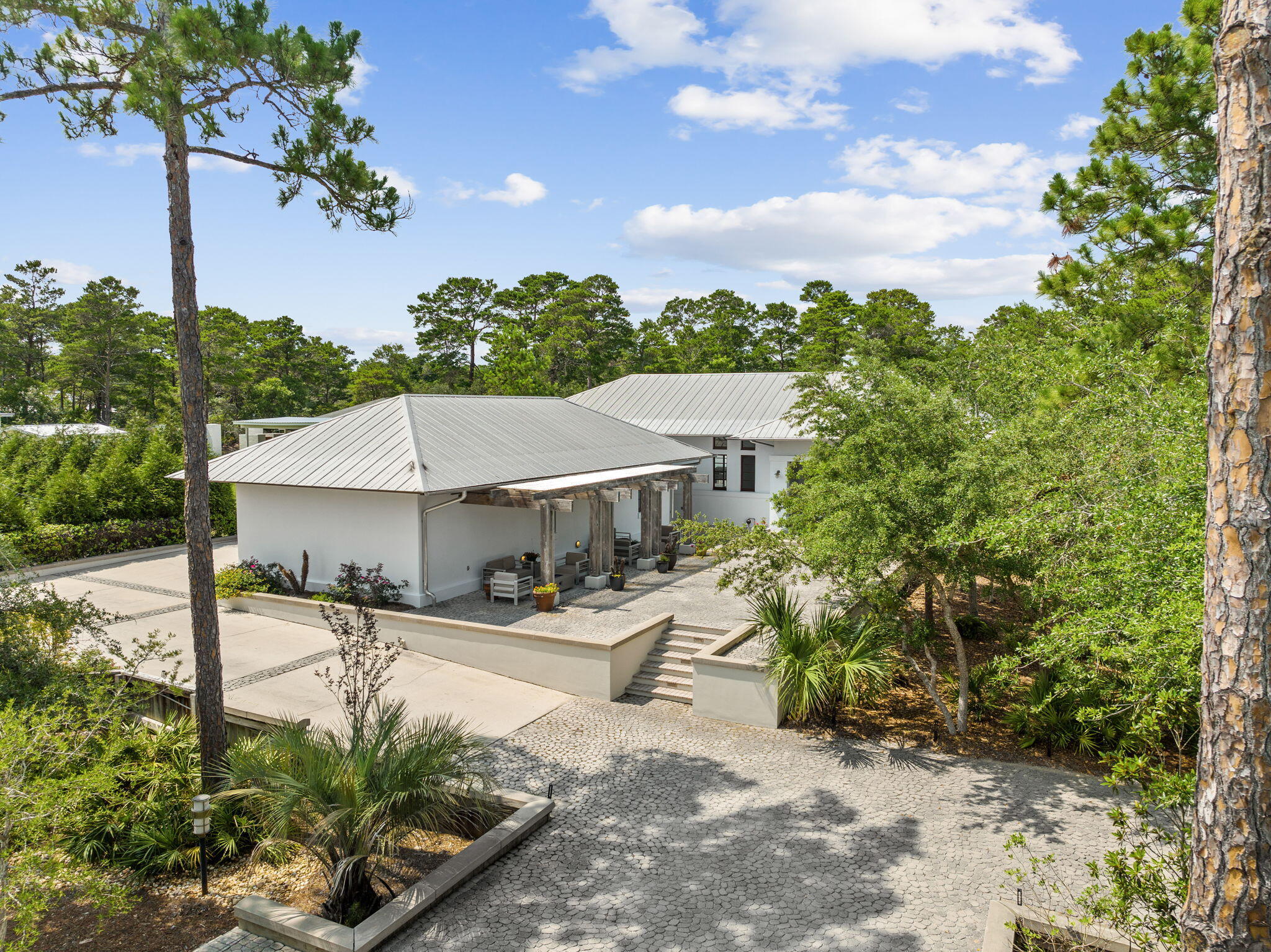 PINES OF BLUE MOUNTAIN - Residential
