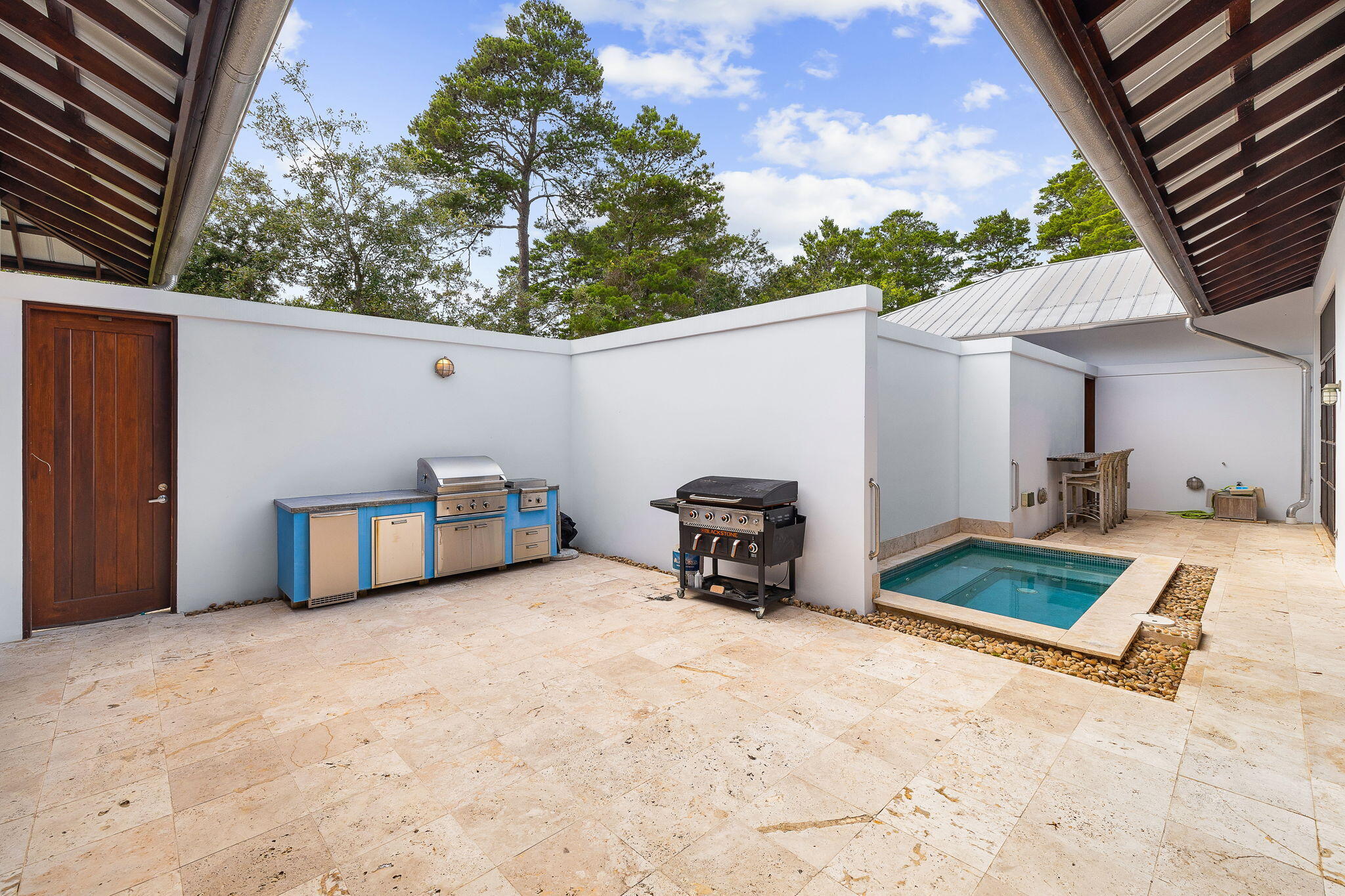 PINES OF BLUE MOUNTAIN - Residential