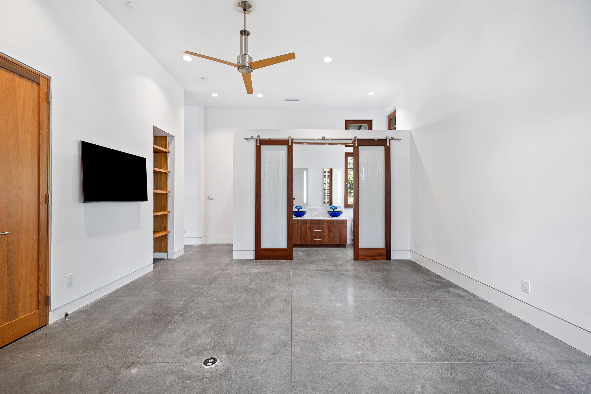 PINES OF BLUE MOUNTAIN - Residential