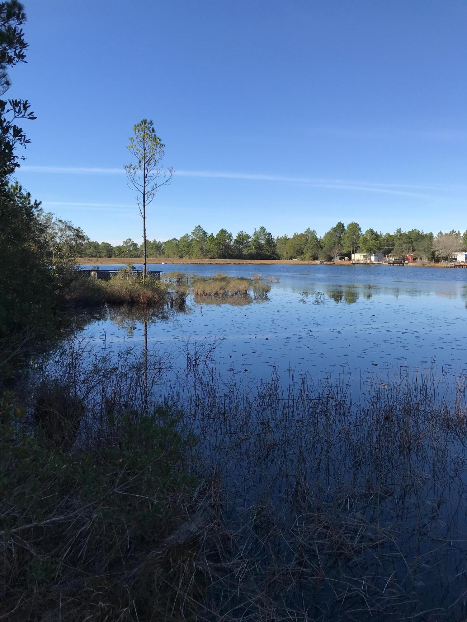 IMPERIAL LAKES - Land