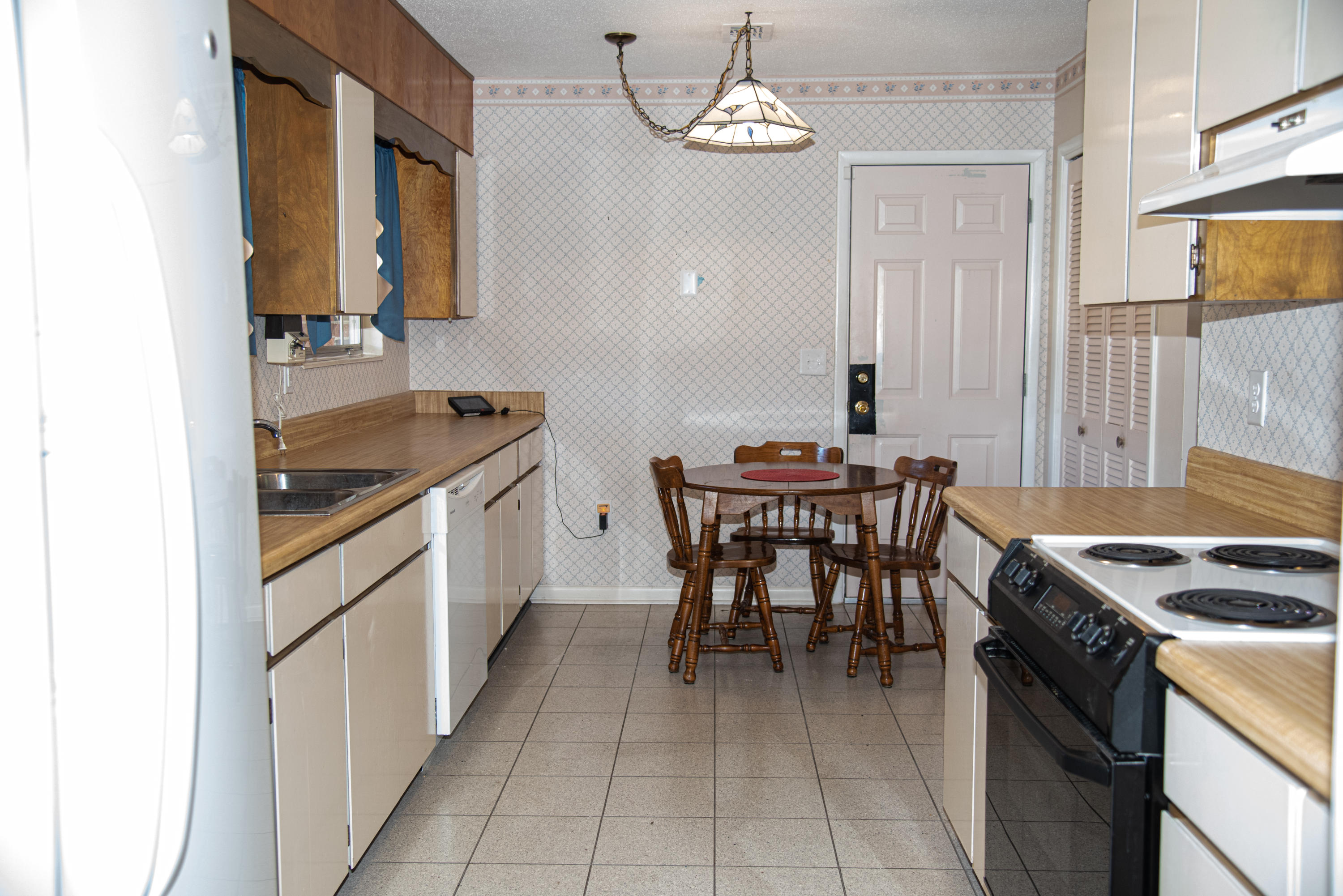 MIRAMAR ESTATES - Residential