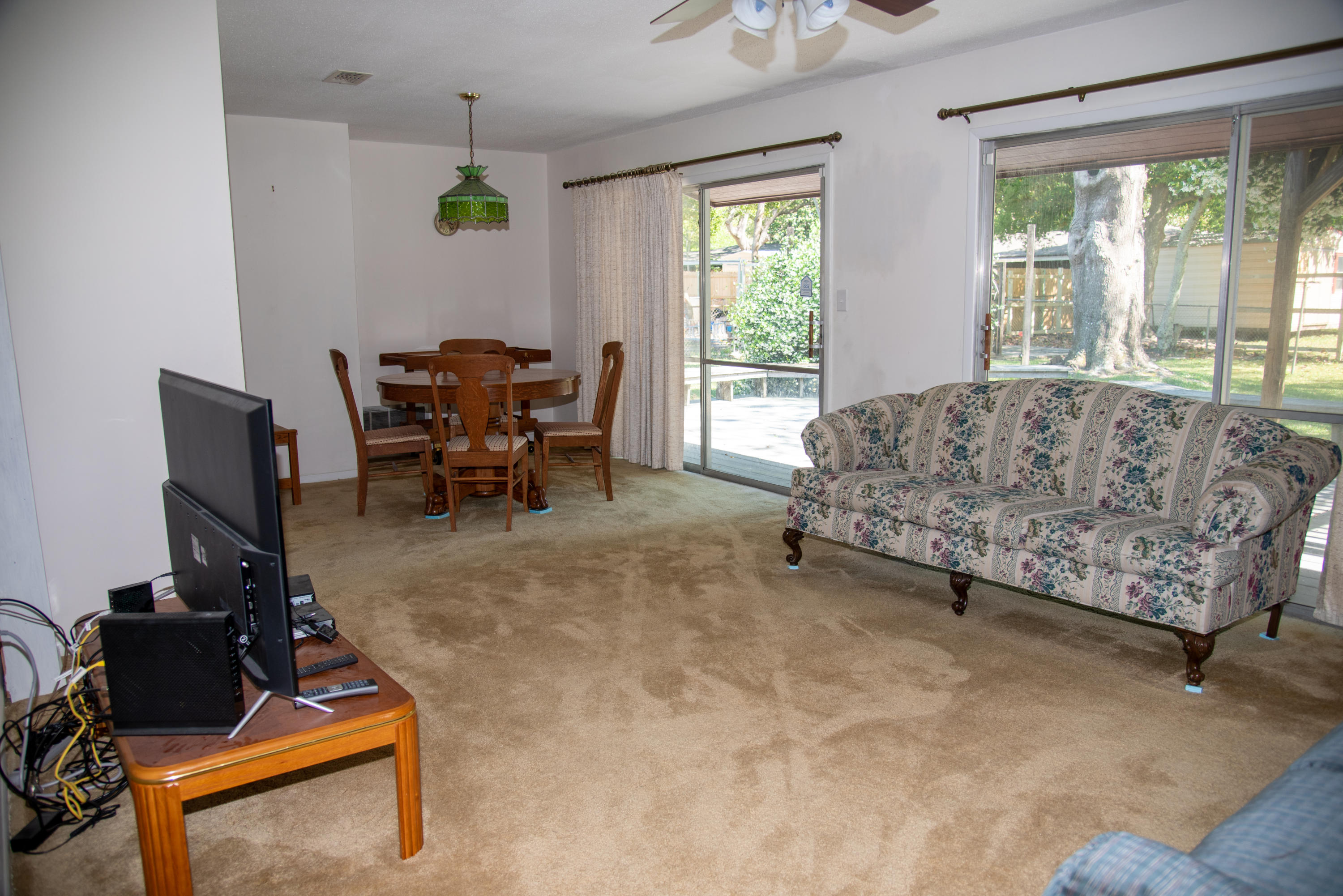 MIRAMAR ESTATES - Residential