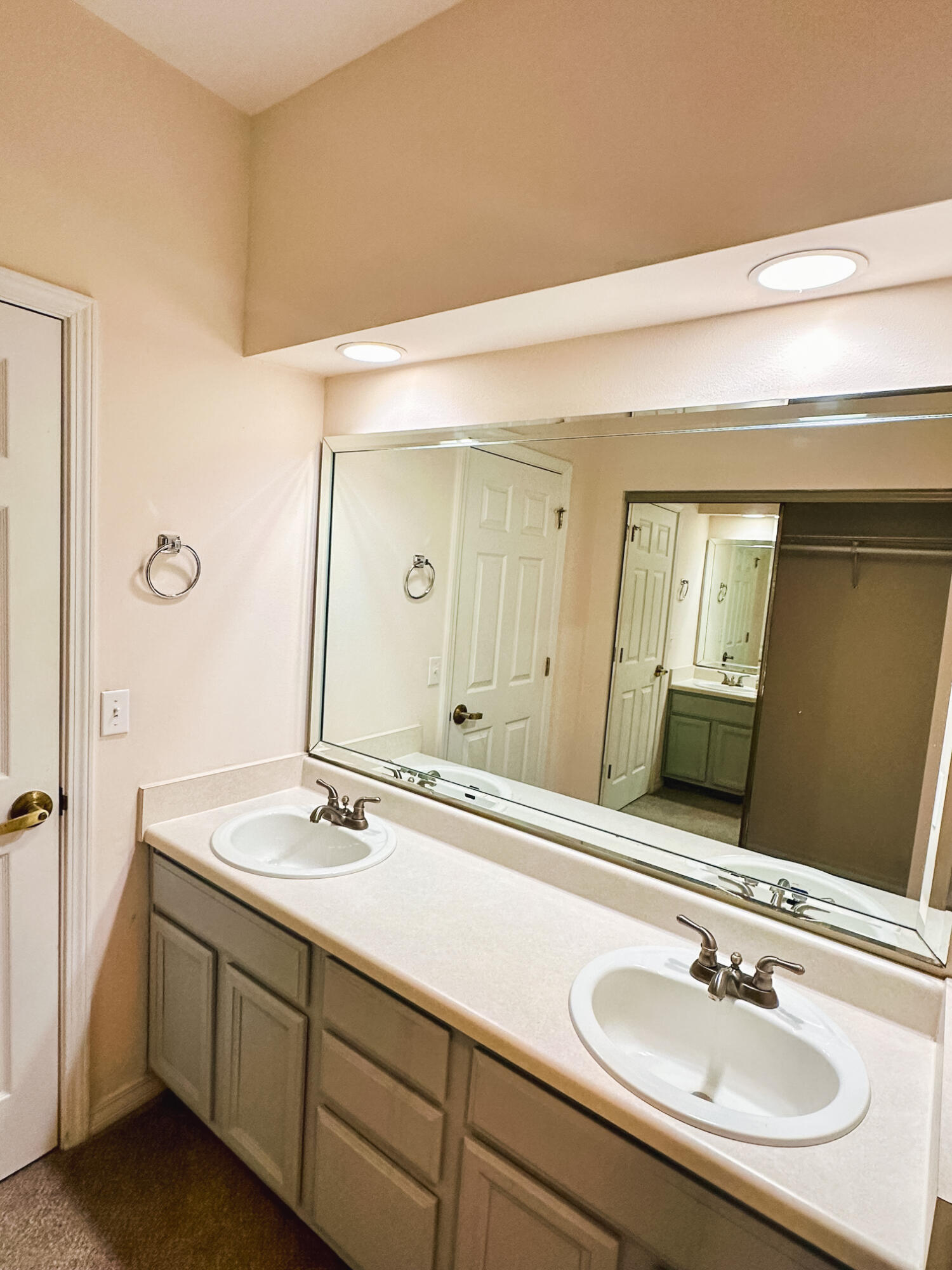 BLUEWATER - Residential Lease