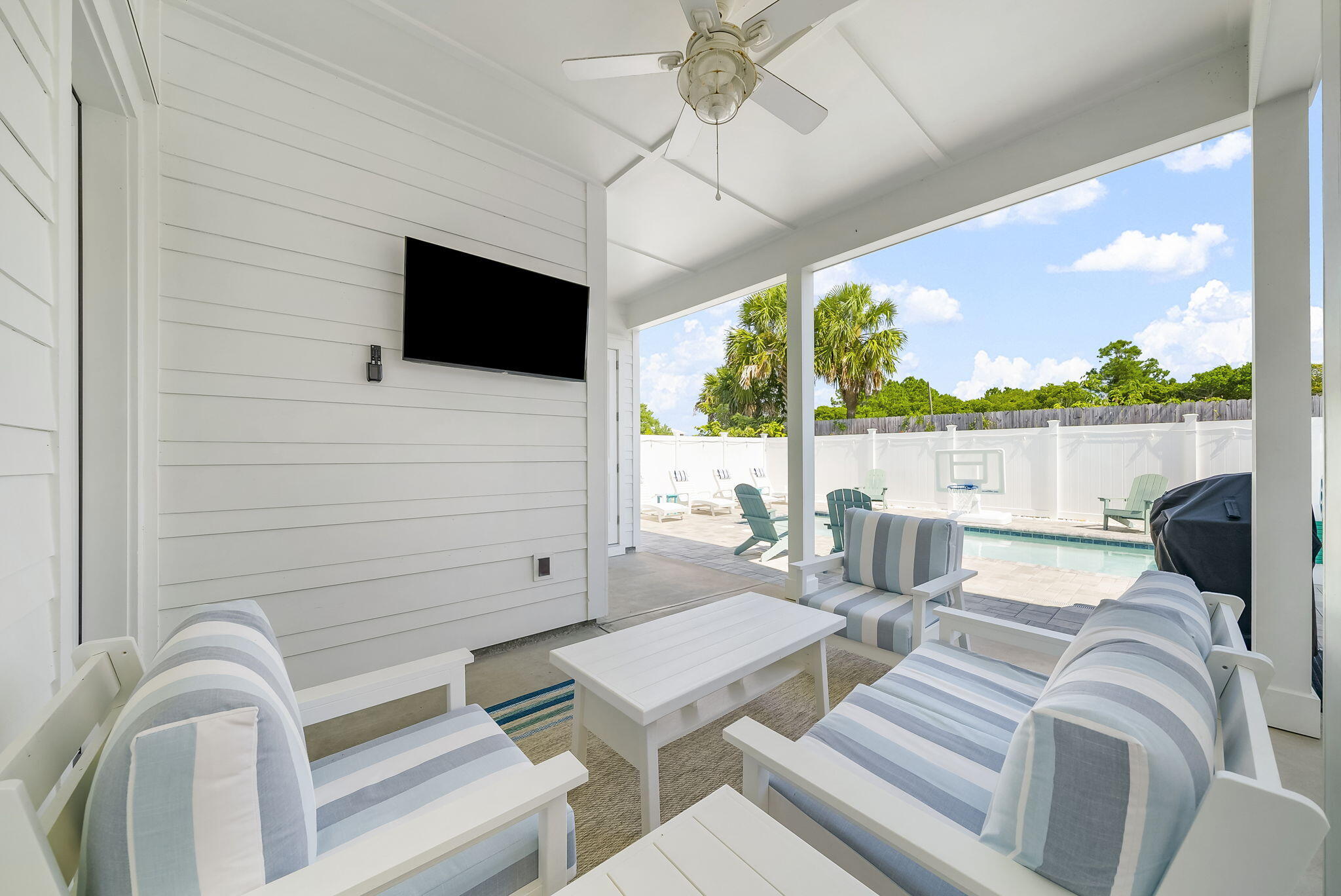 LAGUNA BEACH 2ND ADDN - Residential