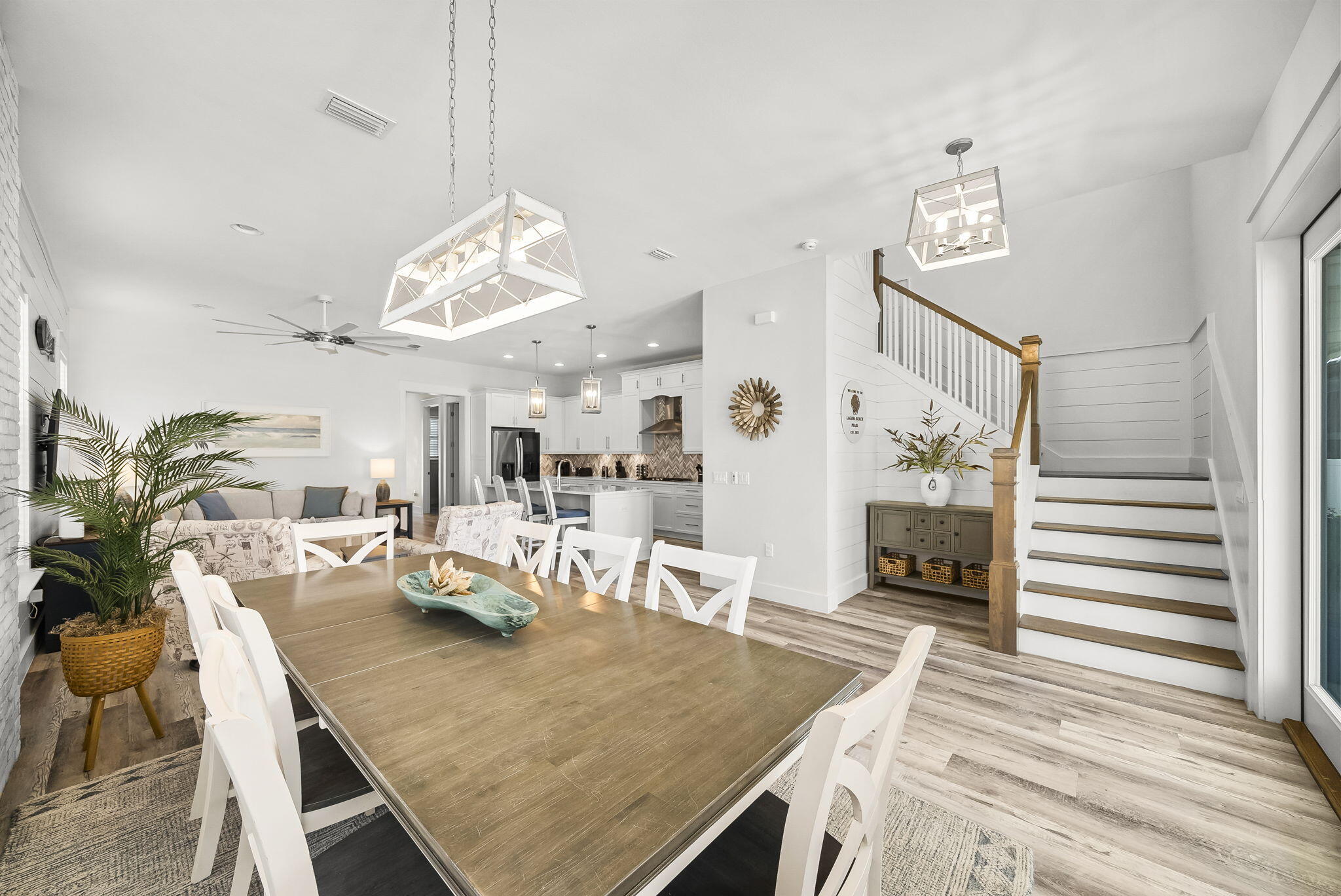 LAGUNA BEACH 2ND ADDN - Residential