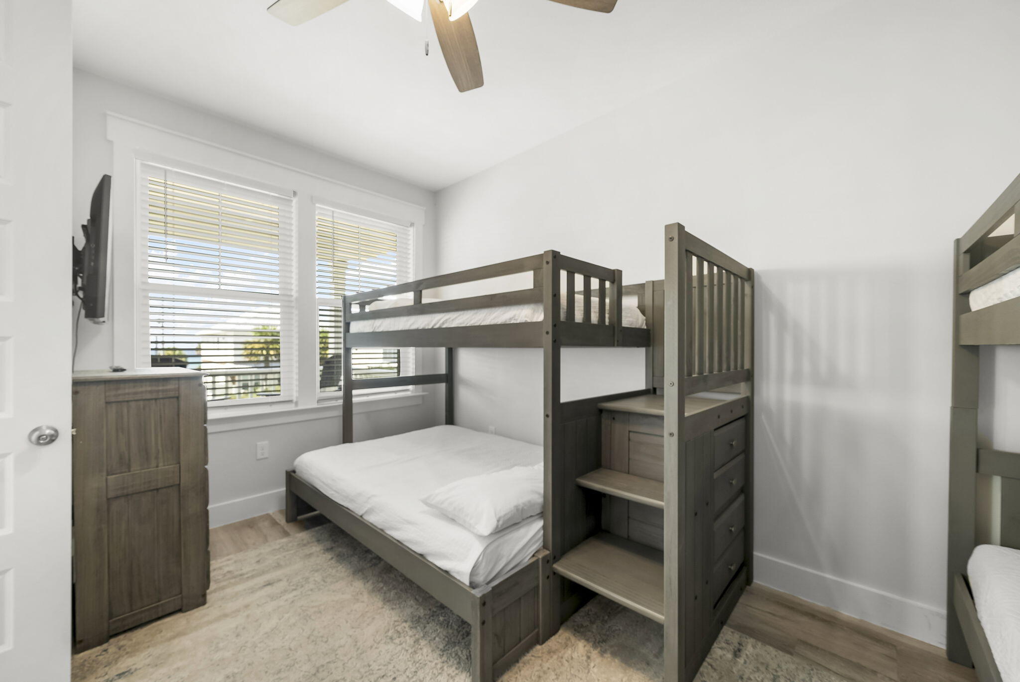 LAGUNA BEACH 2ND ADDN - Residential