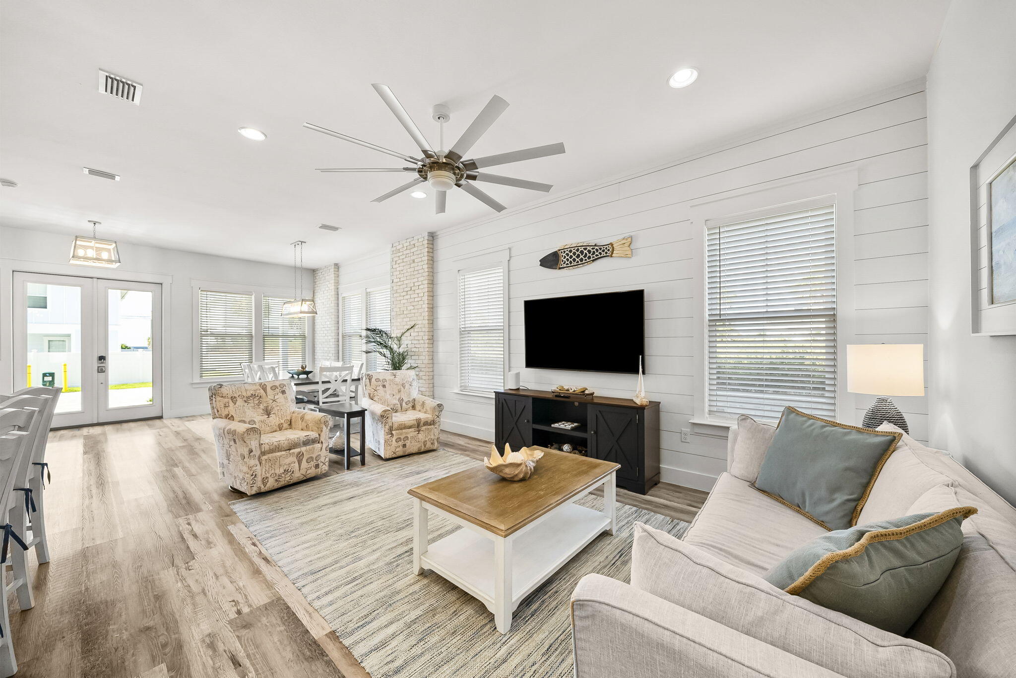 LAGUNA BEACH 2ND ADDN - Residential