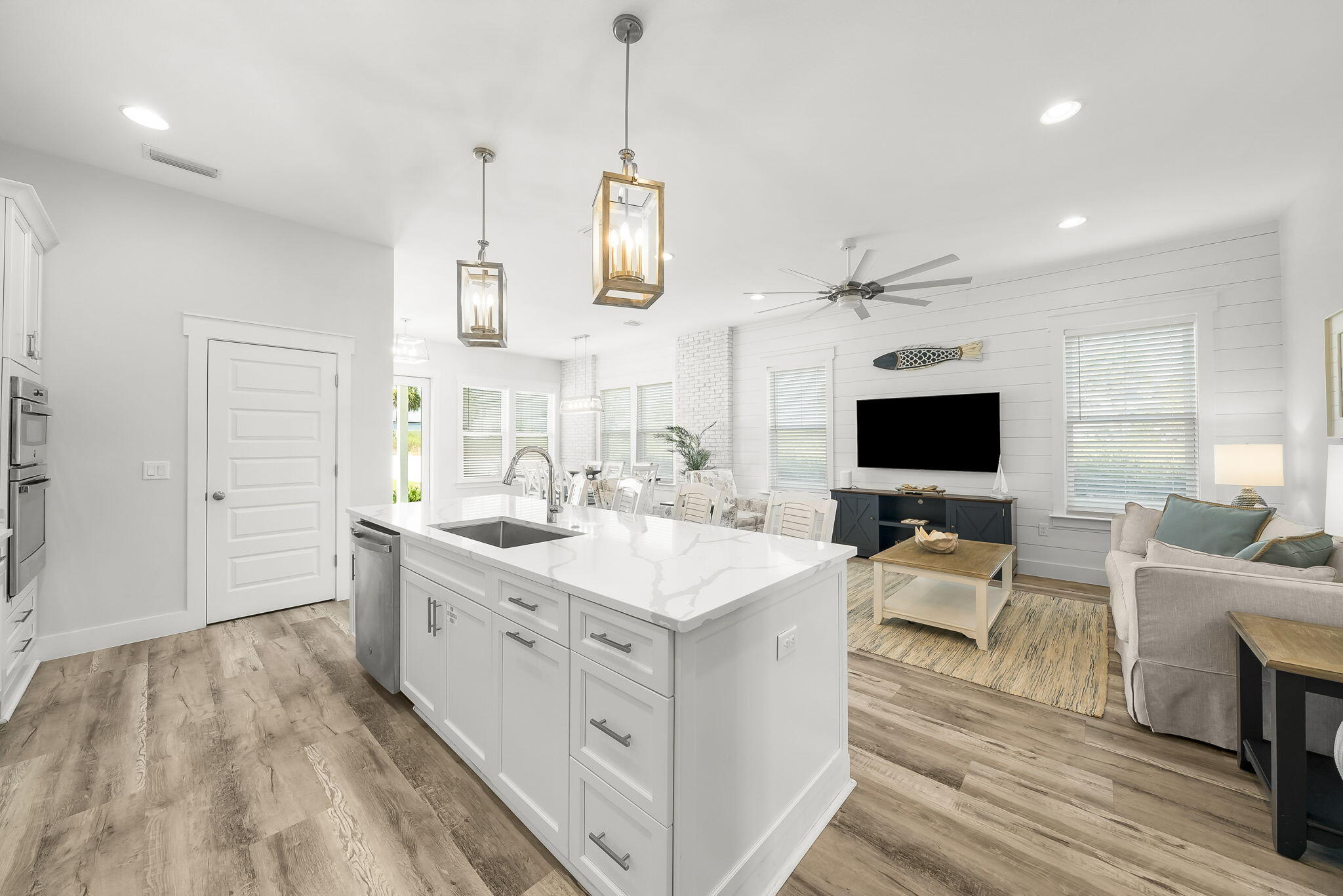 LAGUNA BEACH 2ND ADDN - Residential