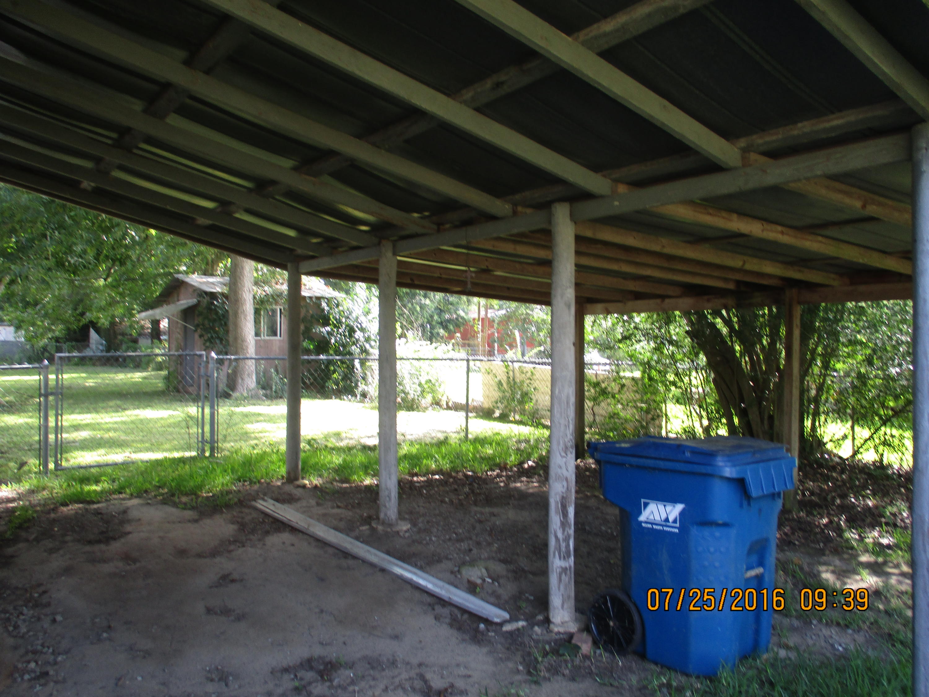 TOWN OF LOCKHART - Residential