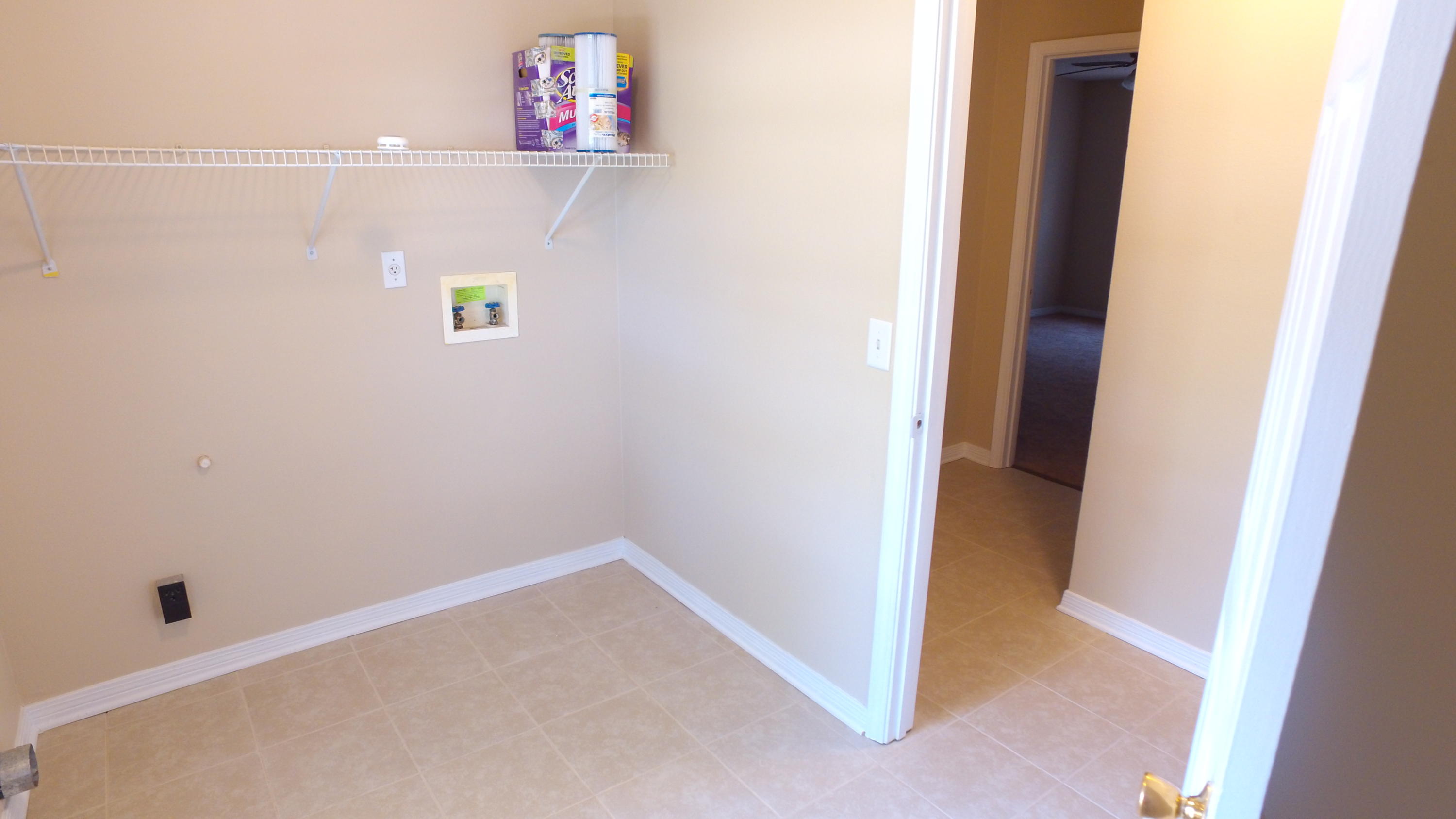 Woodbridge Manor - Residential